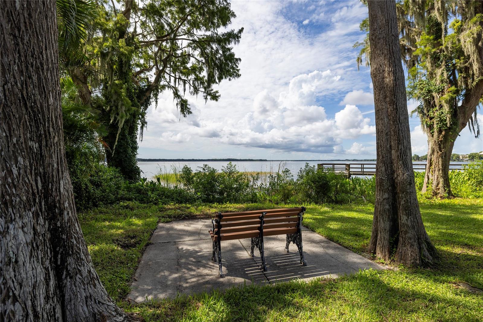 Community Lakefront Park