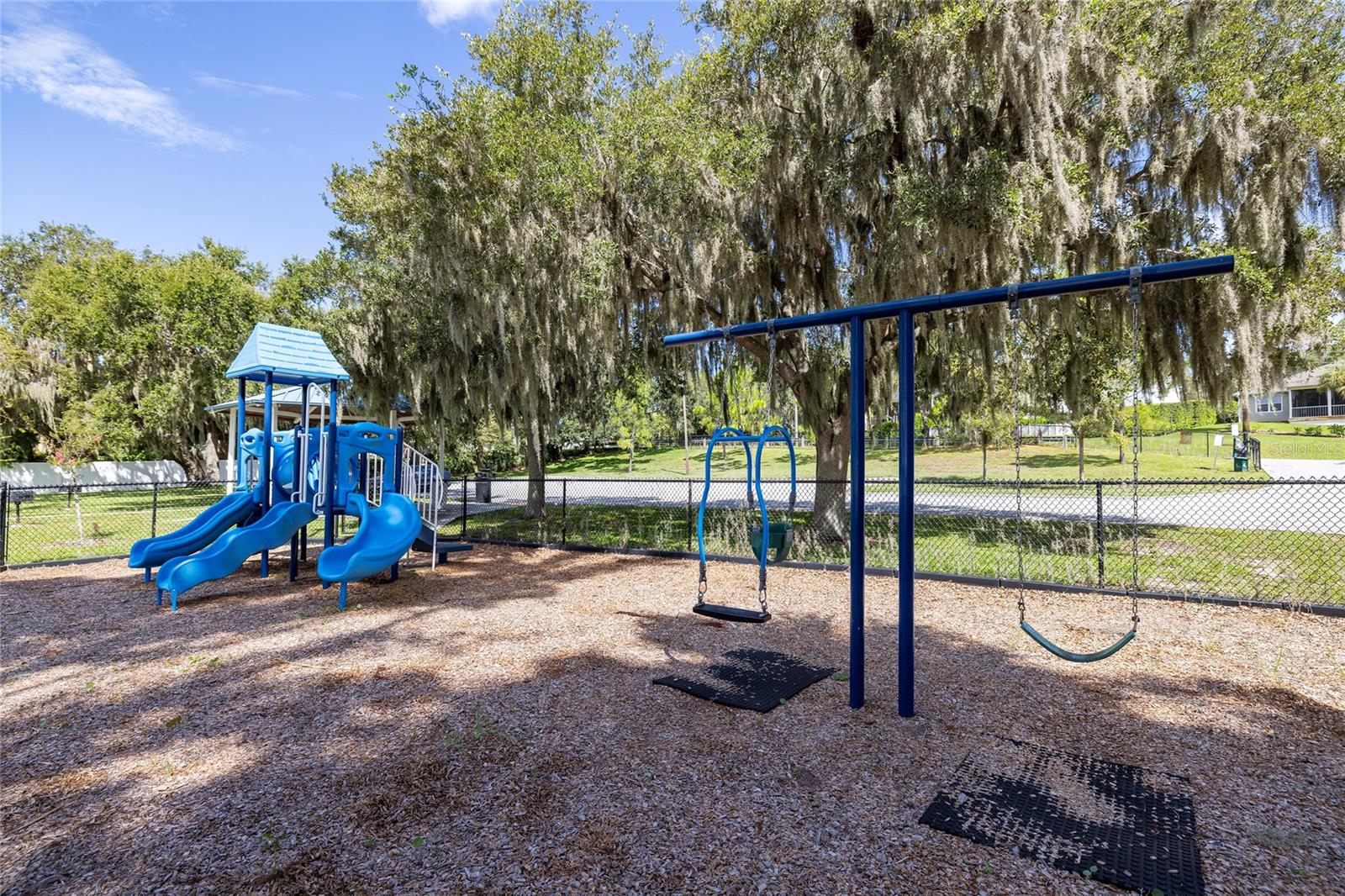 Community Lakefront Park