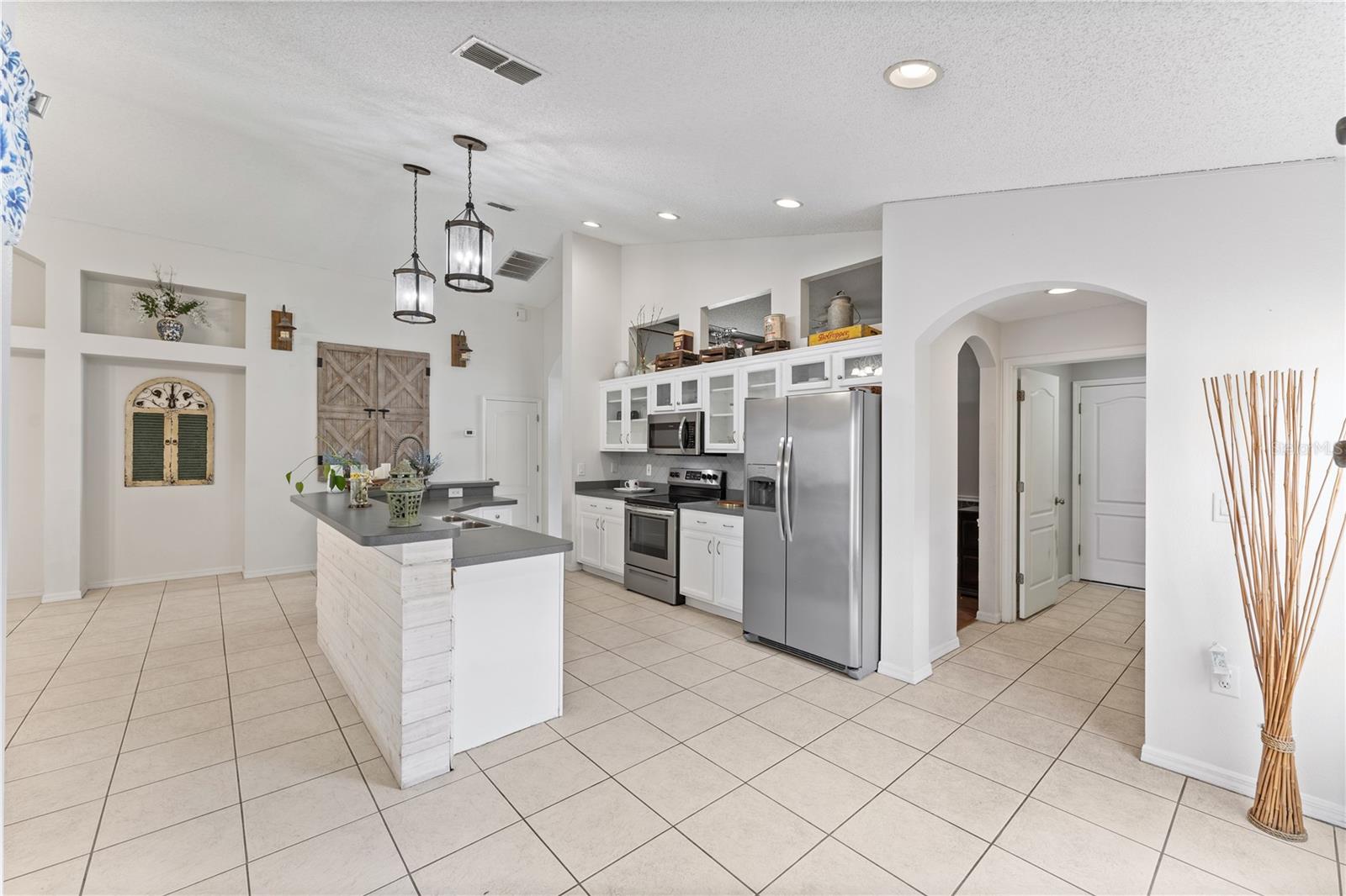 Kitchen/Dinette View
