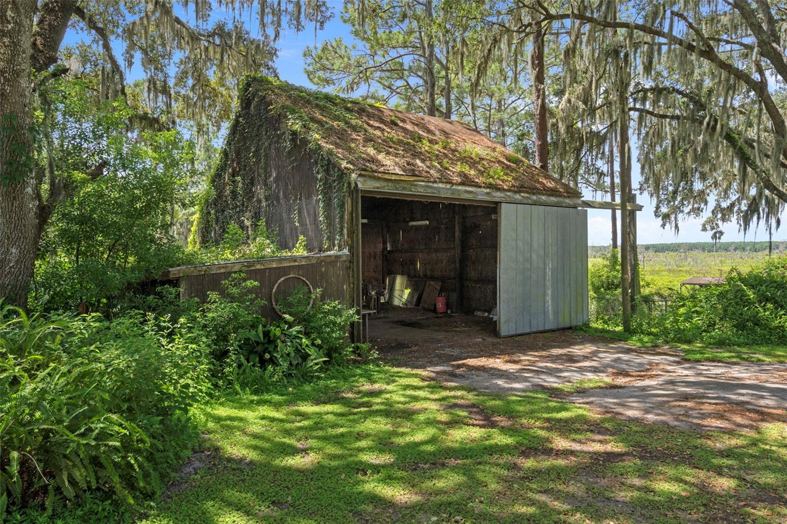 Barn