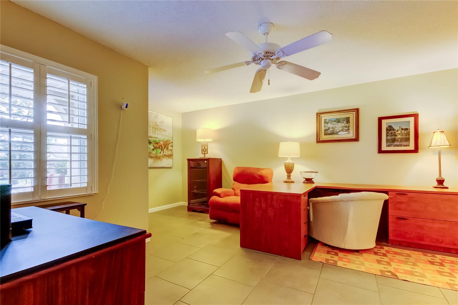 2nd Bedroom (or Office)