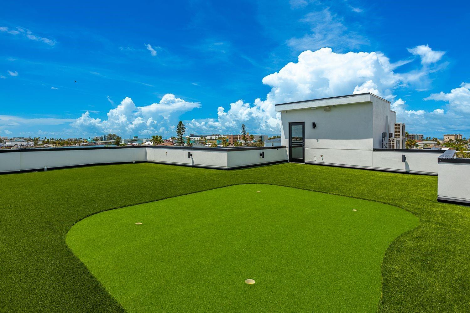 Private Putting Green