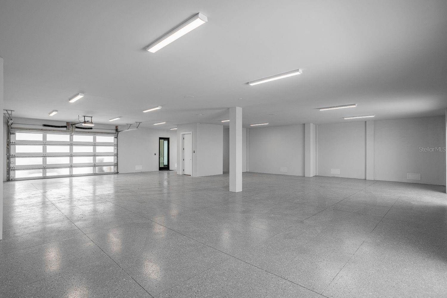8-Car Garage