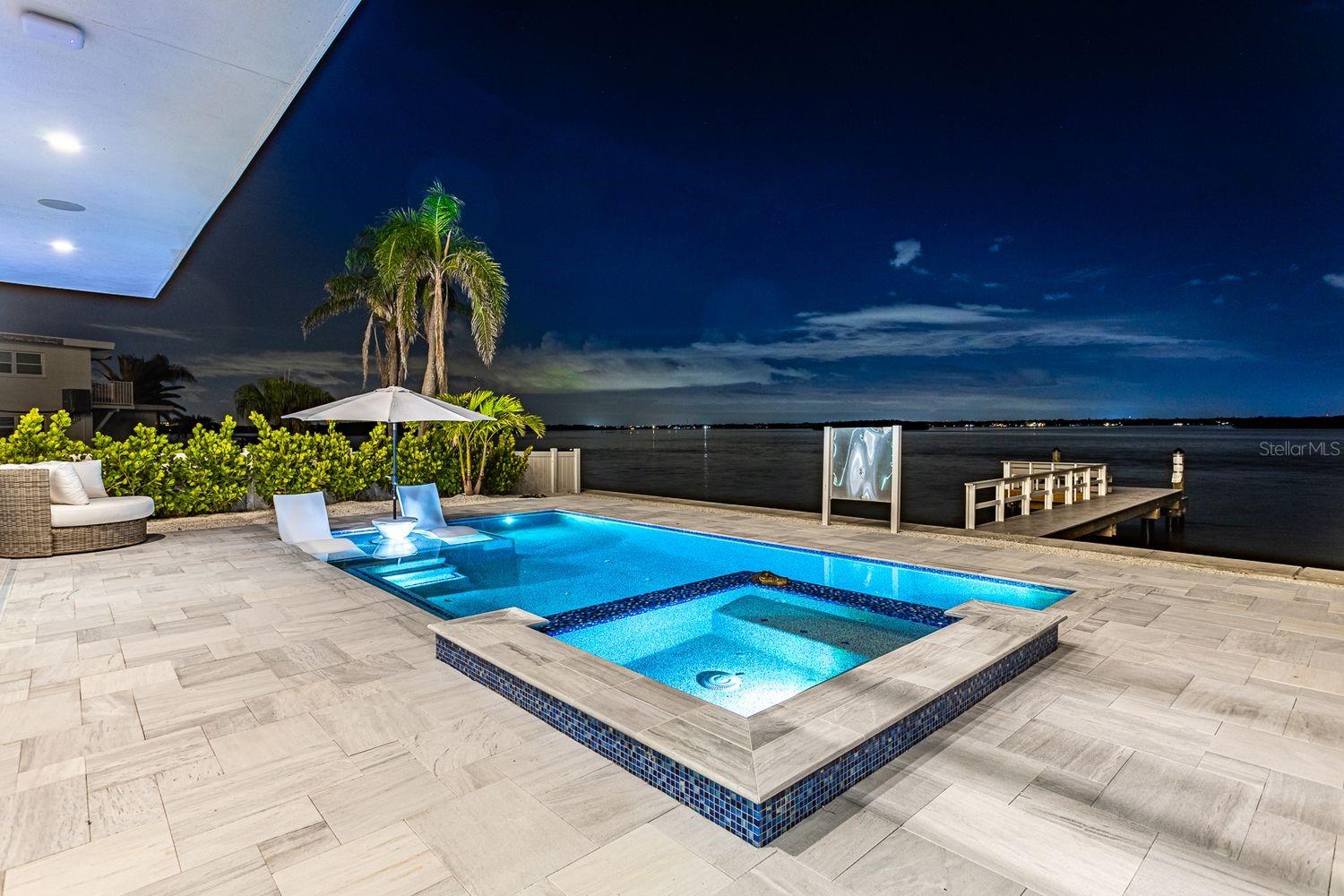 Salt Water Pool & Spillover Spa
