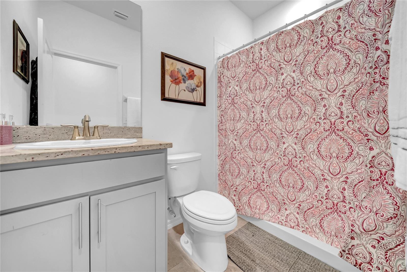Bathroom 3 on First Level