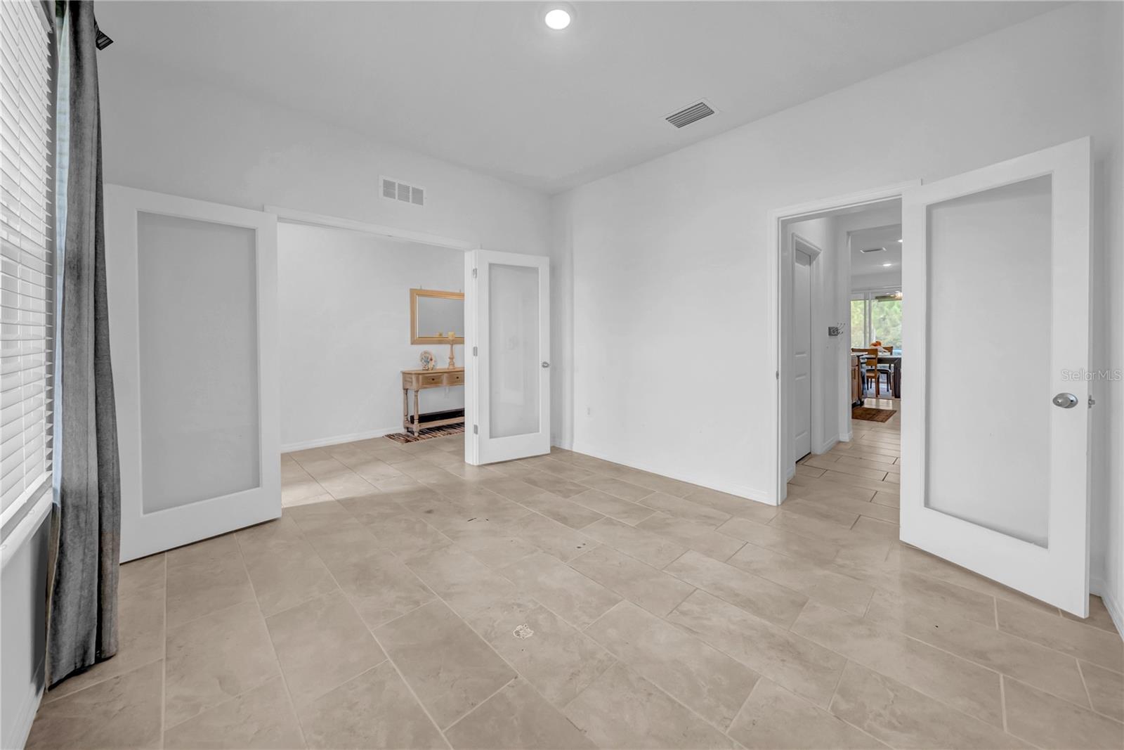 Enclosed Flex Room