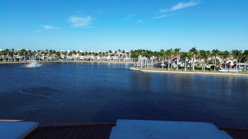 Bahia Lake