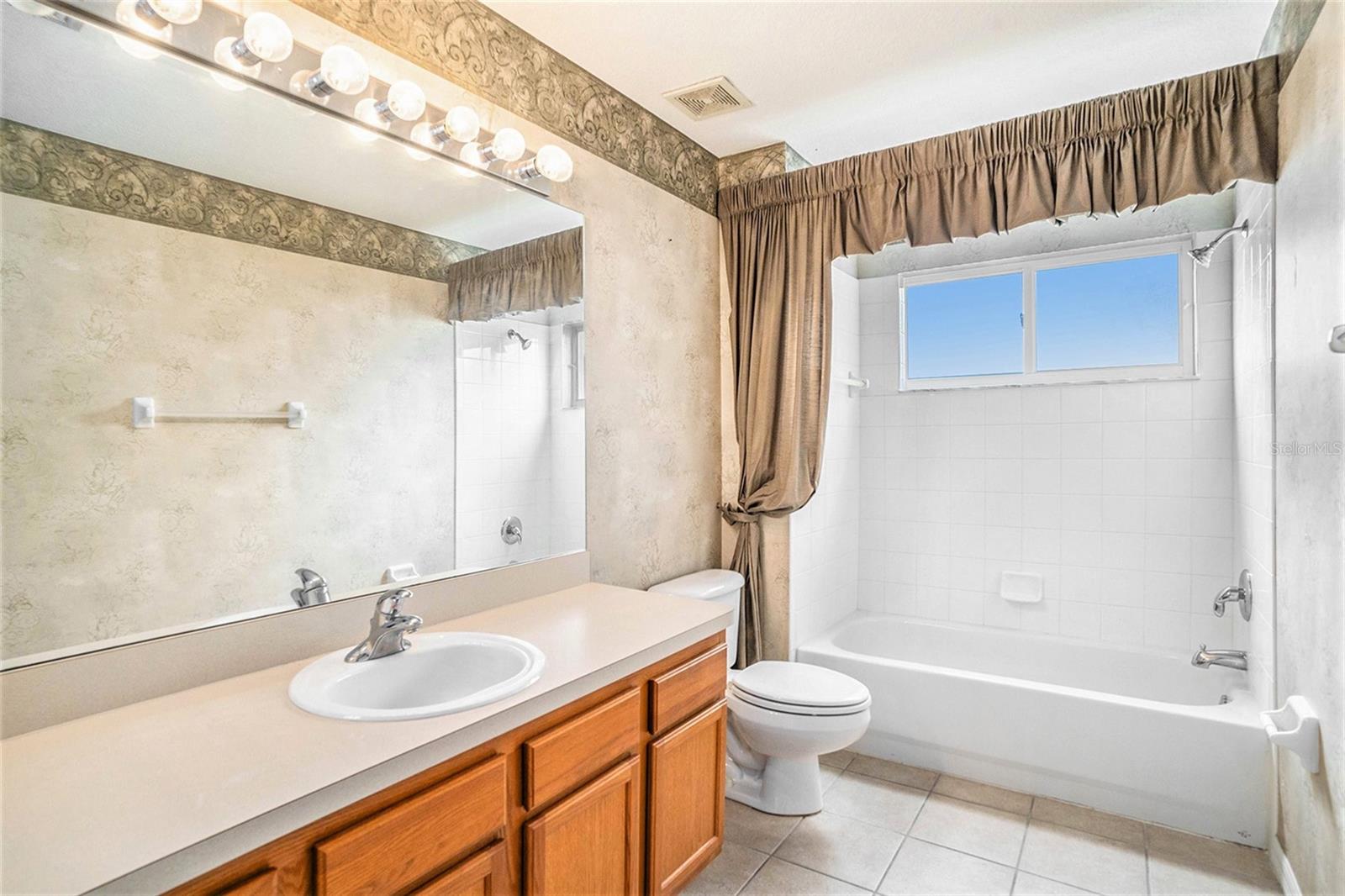 second/guest bath