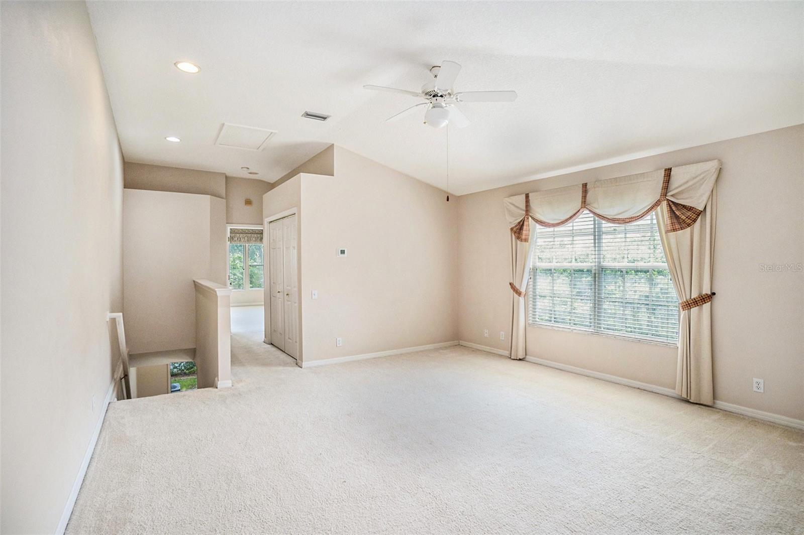 Loft between bedrooms