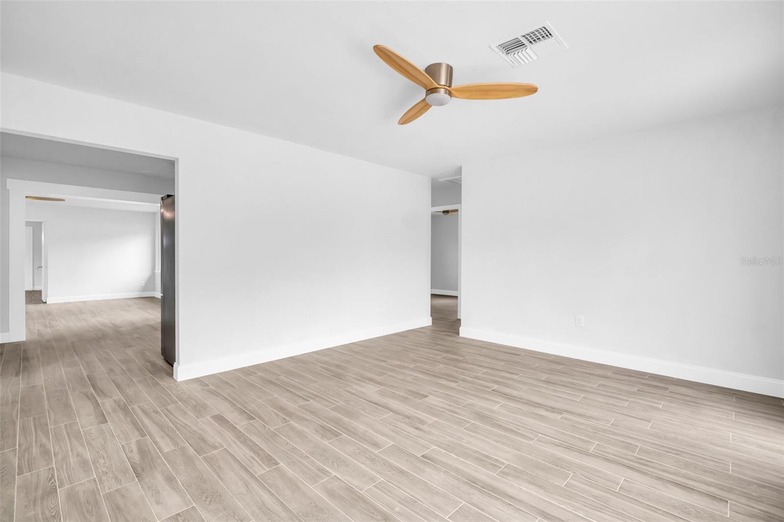 Living Room/Dining Room