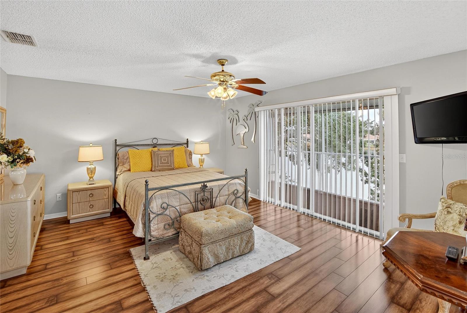 3RD BEDROOM UPSTAIRS