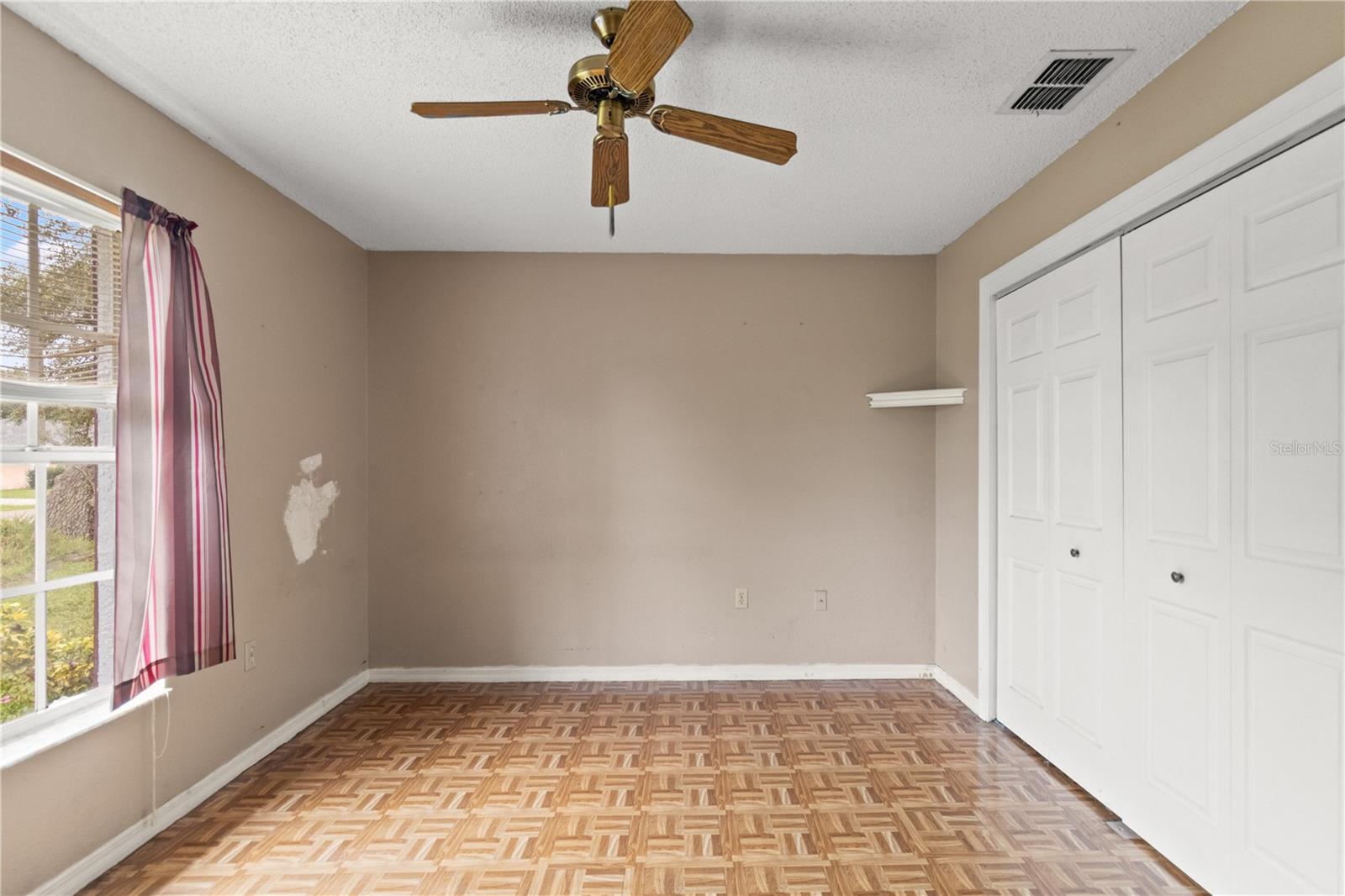 2n bedroom