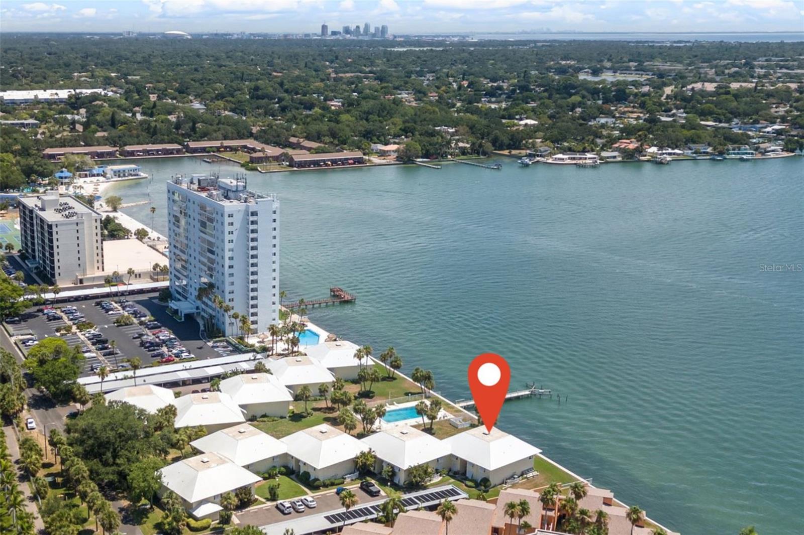 Just a short distance to downtown St. Pete
