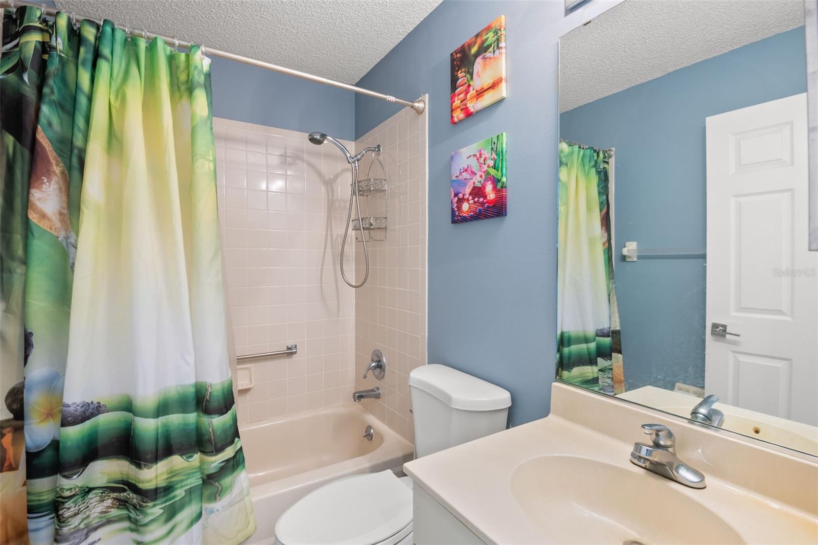 Second Full Bathroom