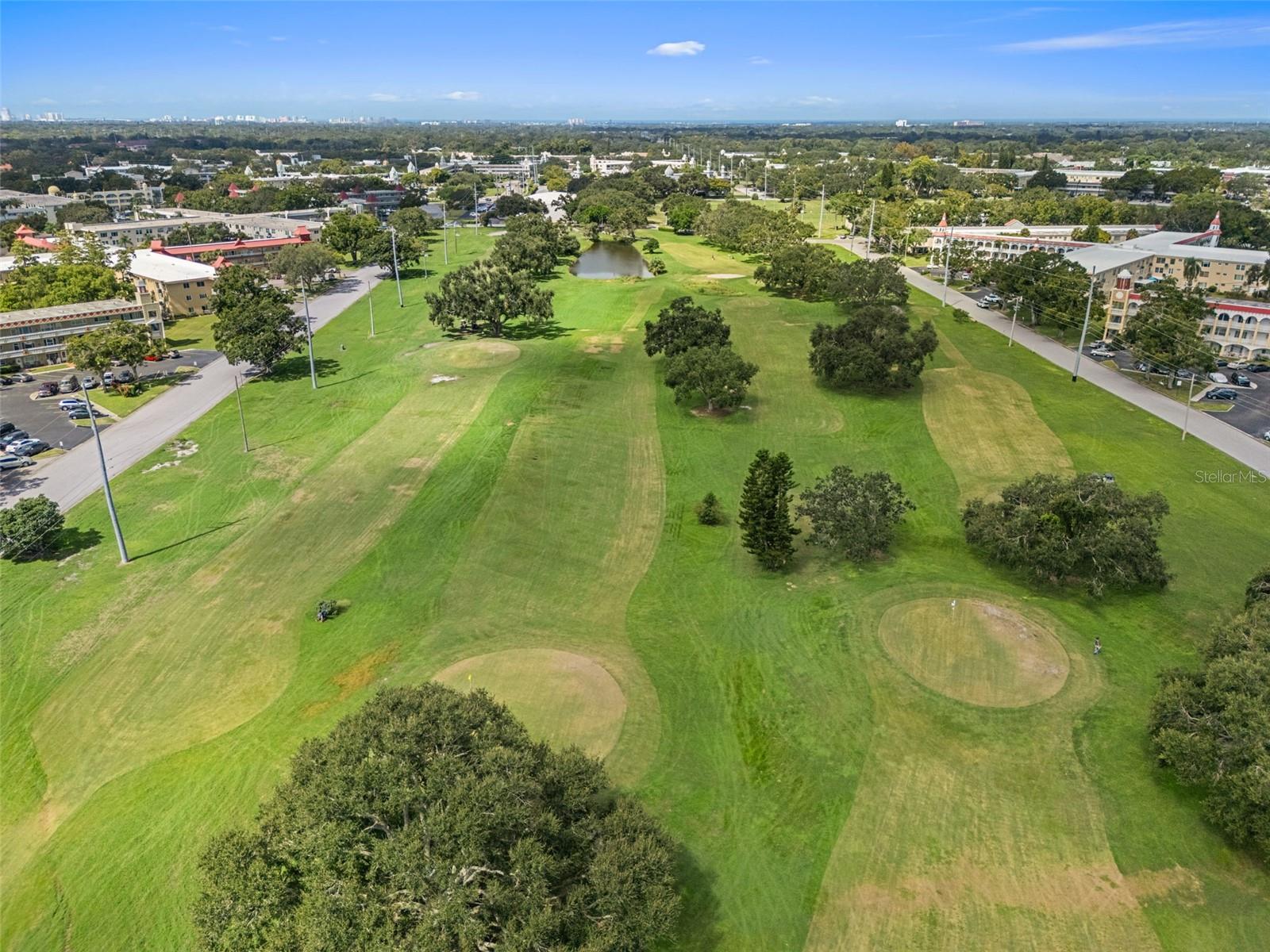 FREE GOLF ON  COMMUNITY COURSES