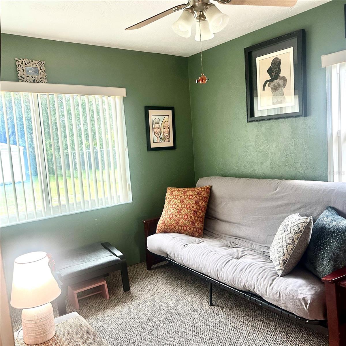 Guest bedroom