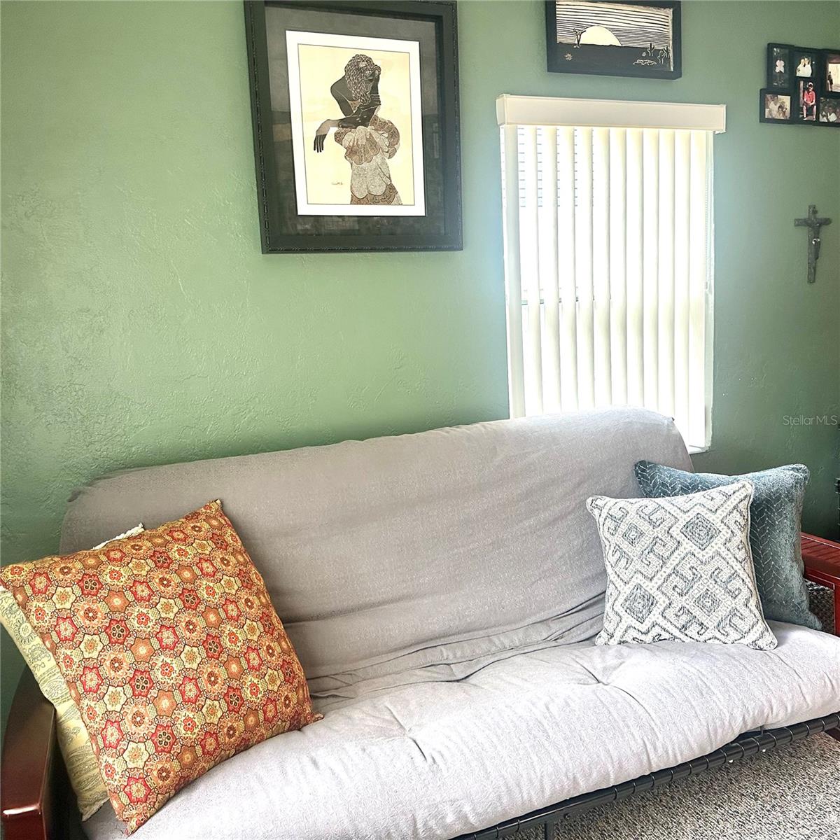 Guest bedroom