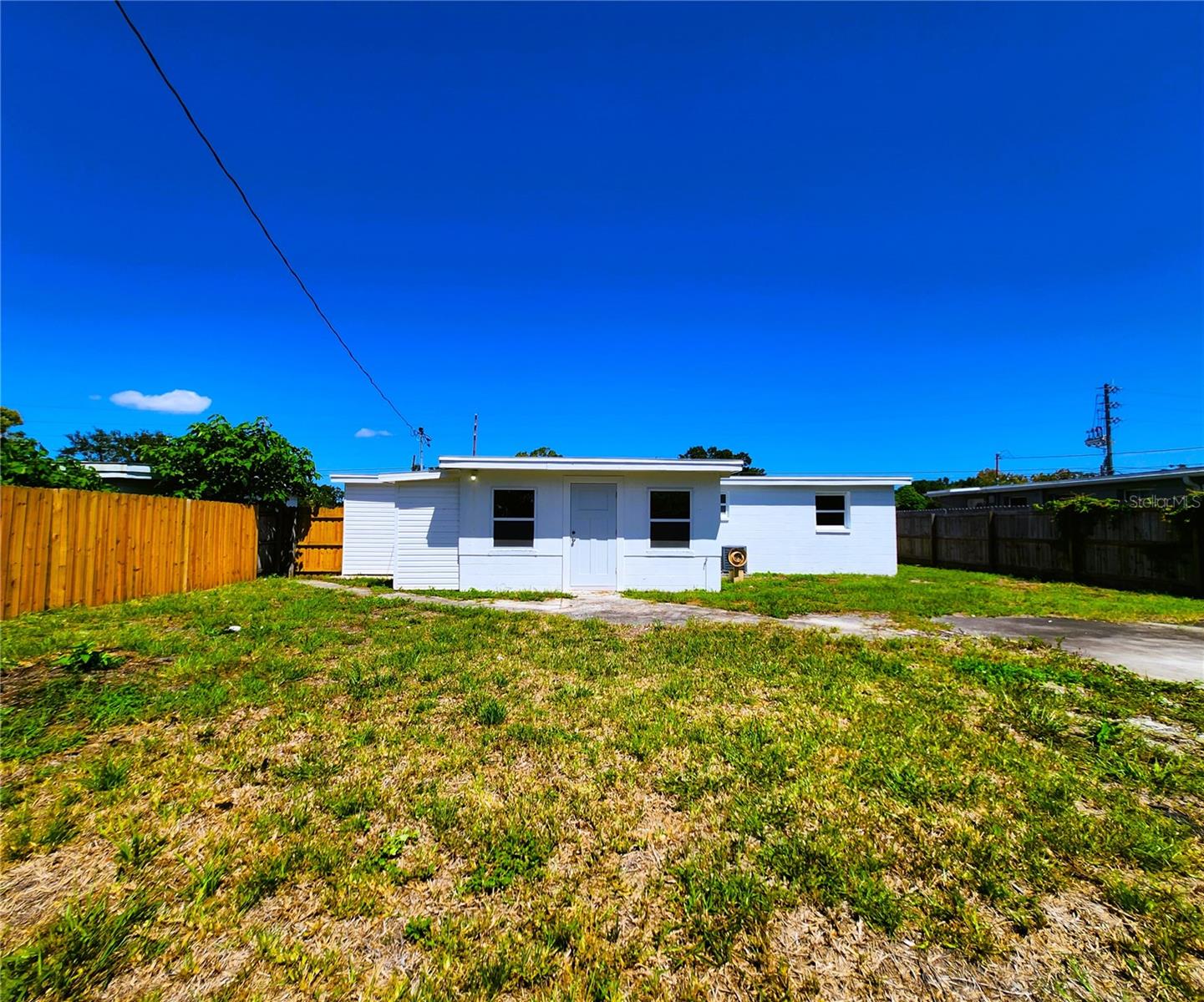 Large Backyard, Cement Slab, High and Dry: no flood zone, no HOA