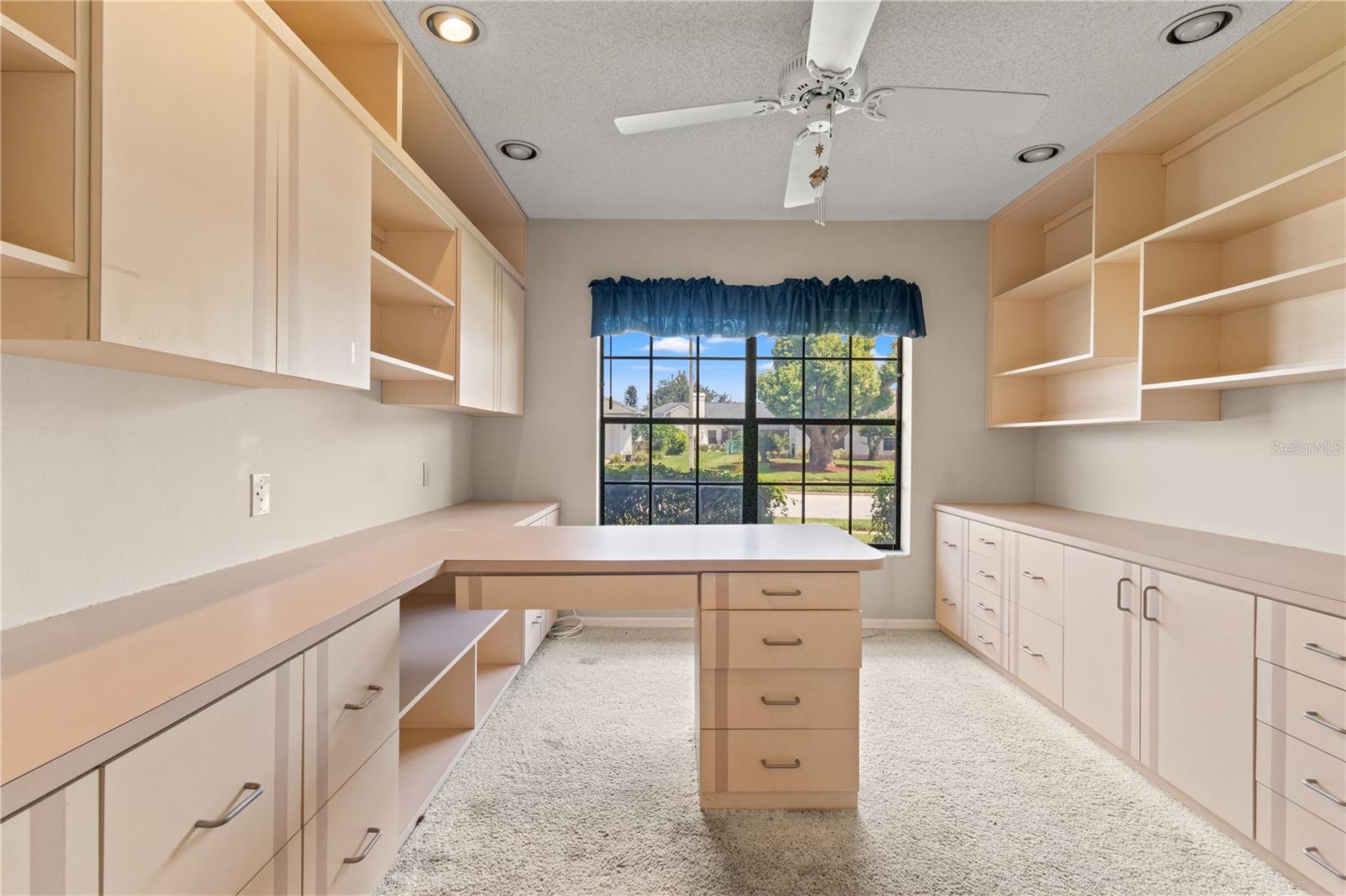 Office/den