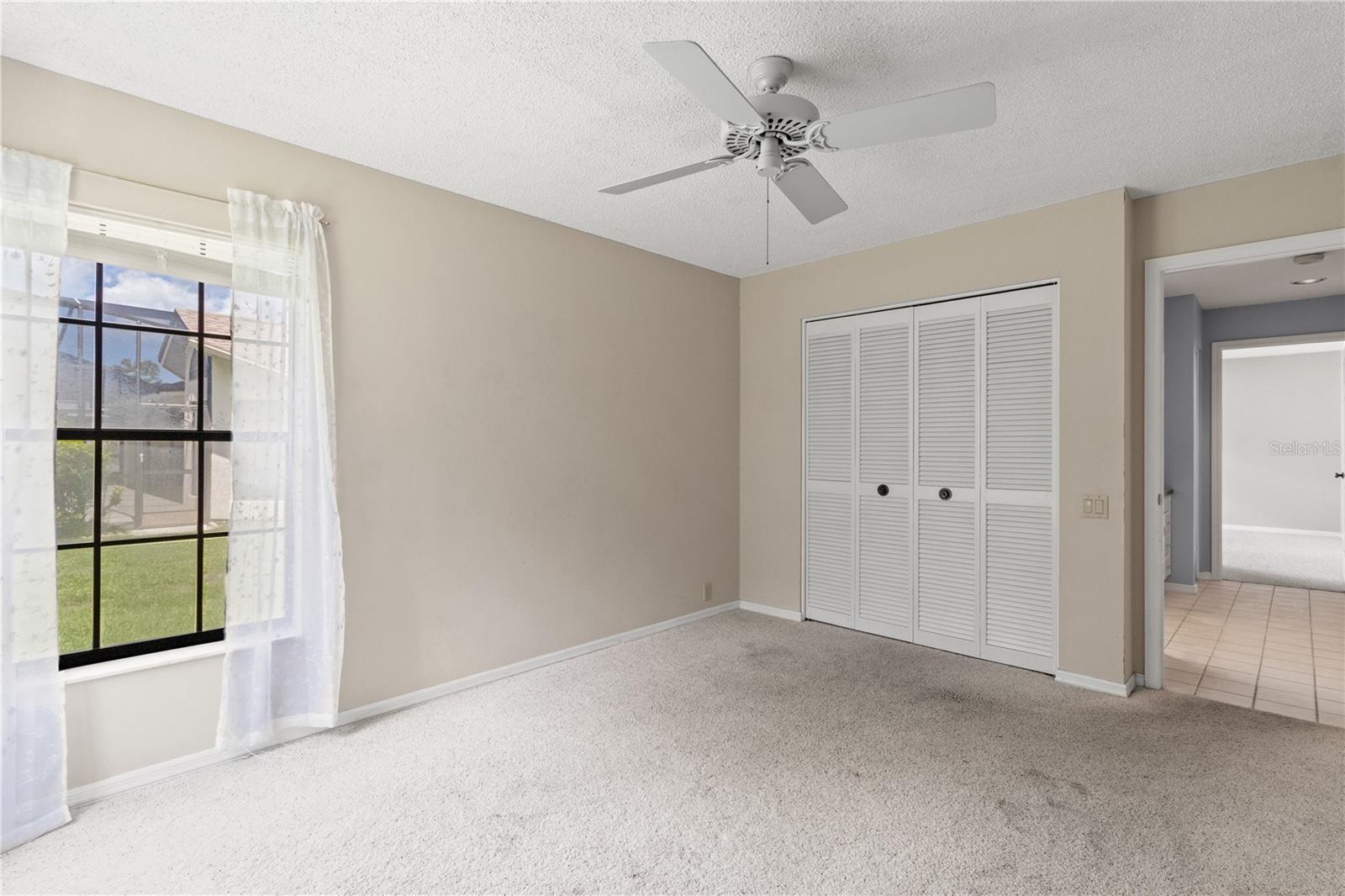 2nd bedroom