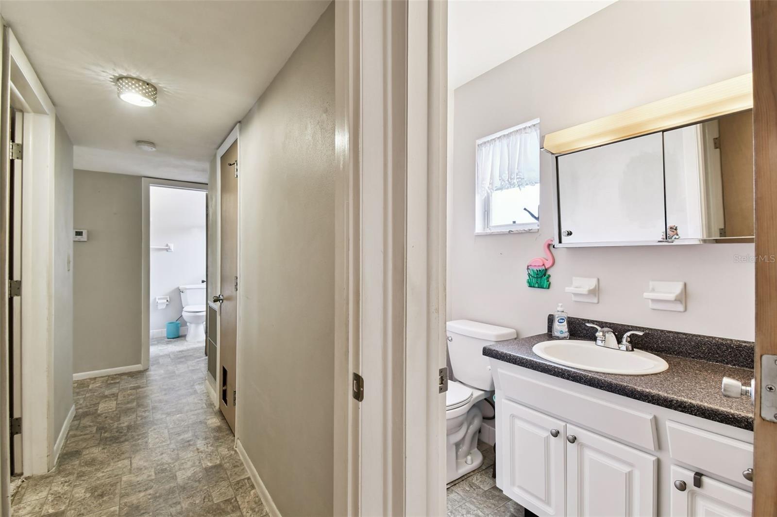 Primary bedroom En Suite bathroom