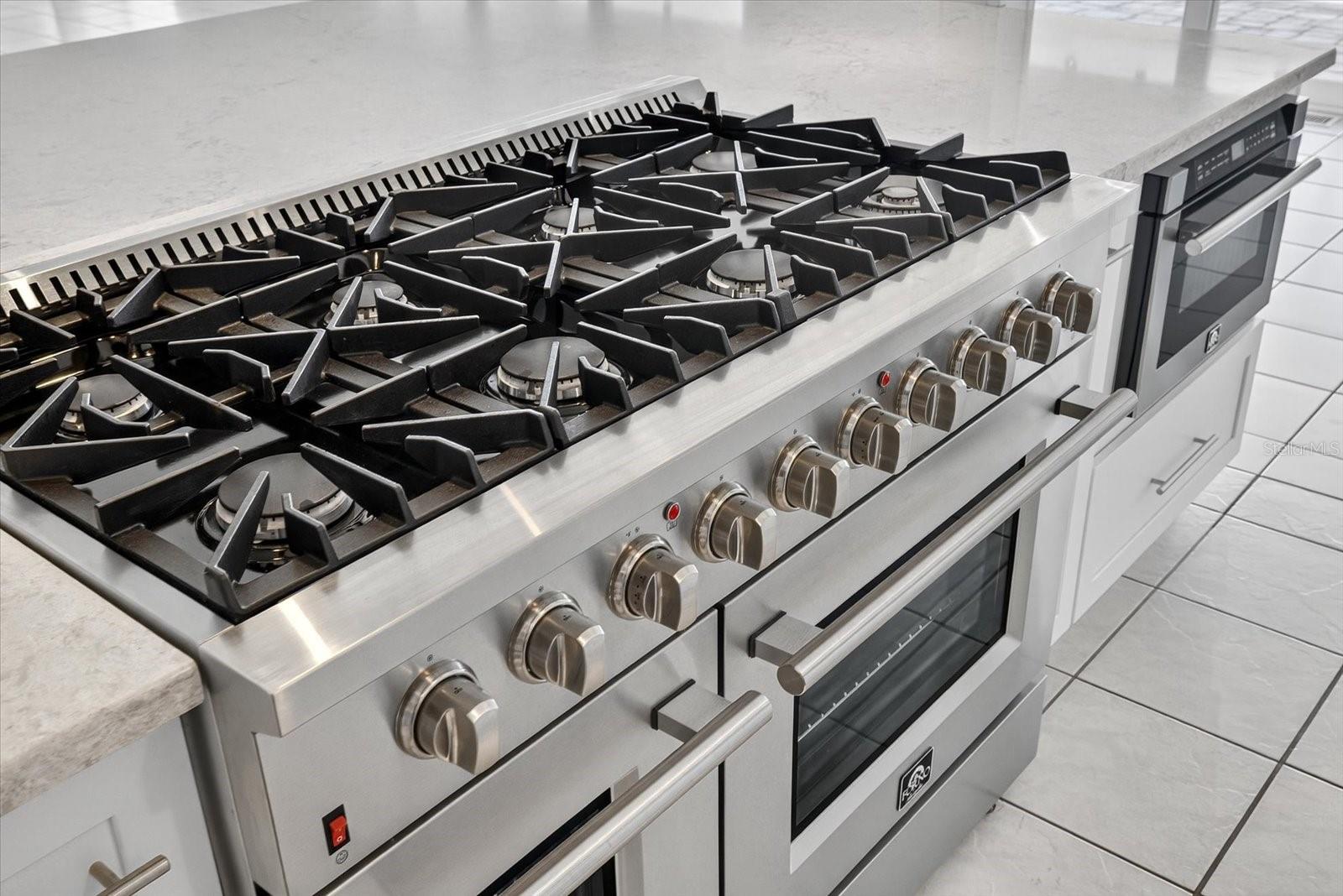 8 burner GAS Forno range wtih double ovens