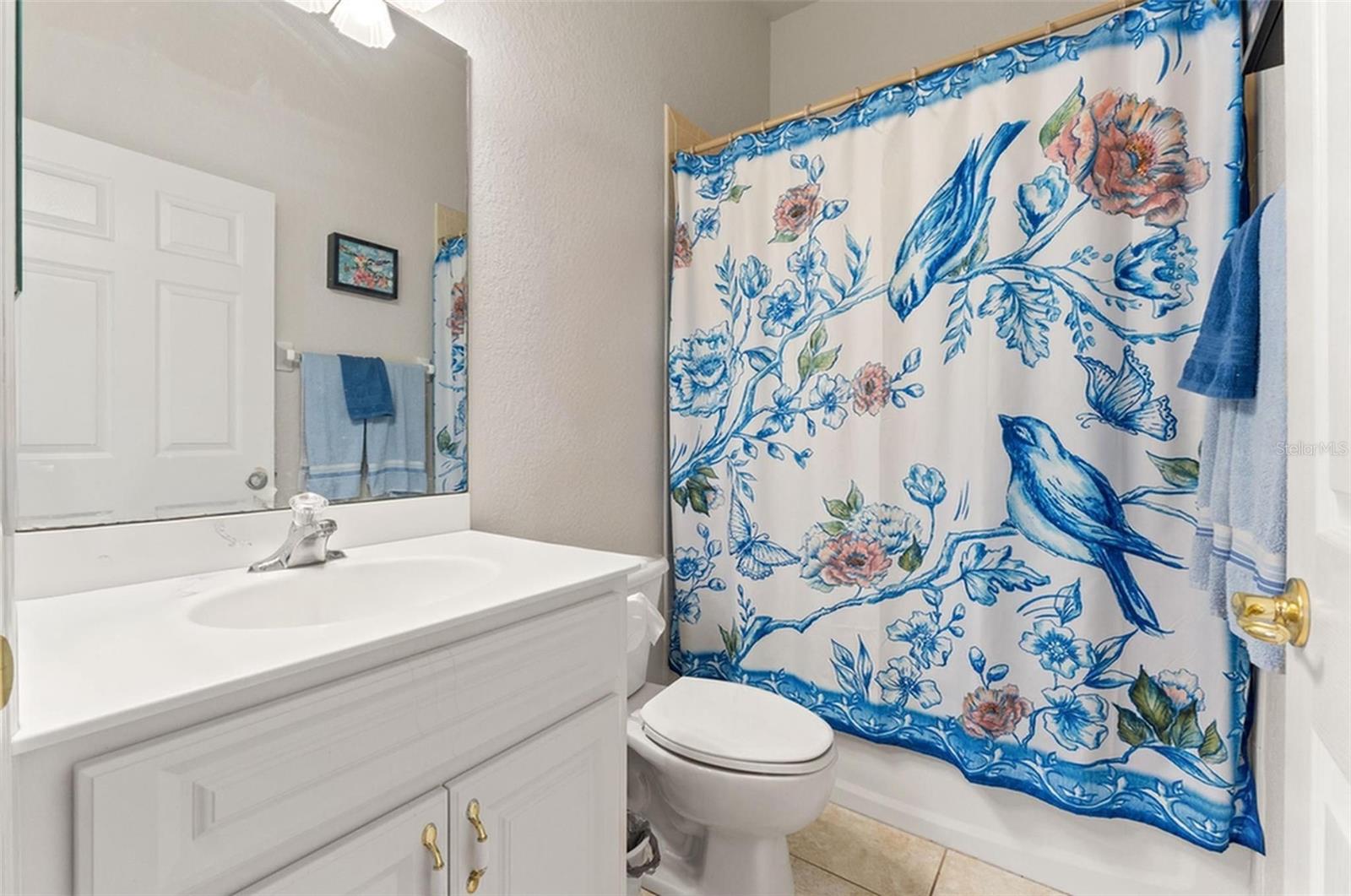 GUEST BATHROOM