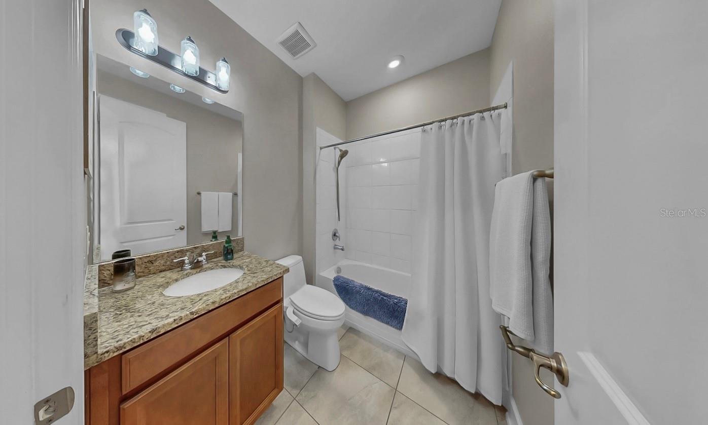 2nd Bathroom
