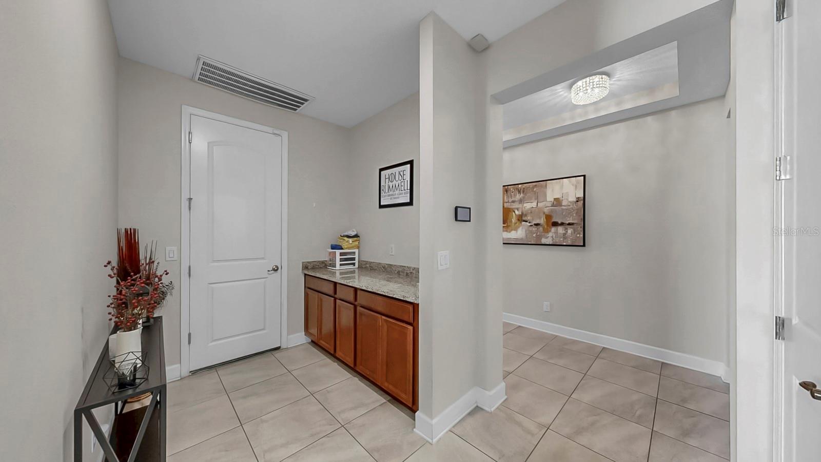 Garage Foyer & Drop off Zone