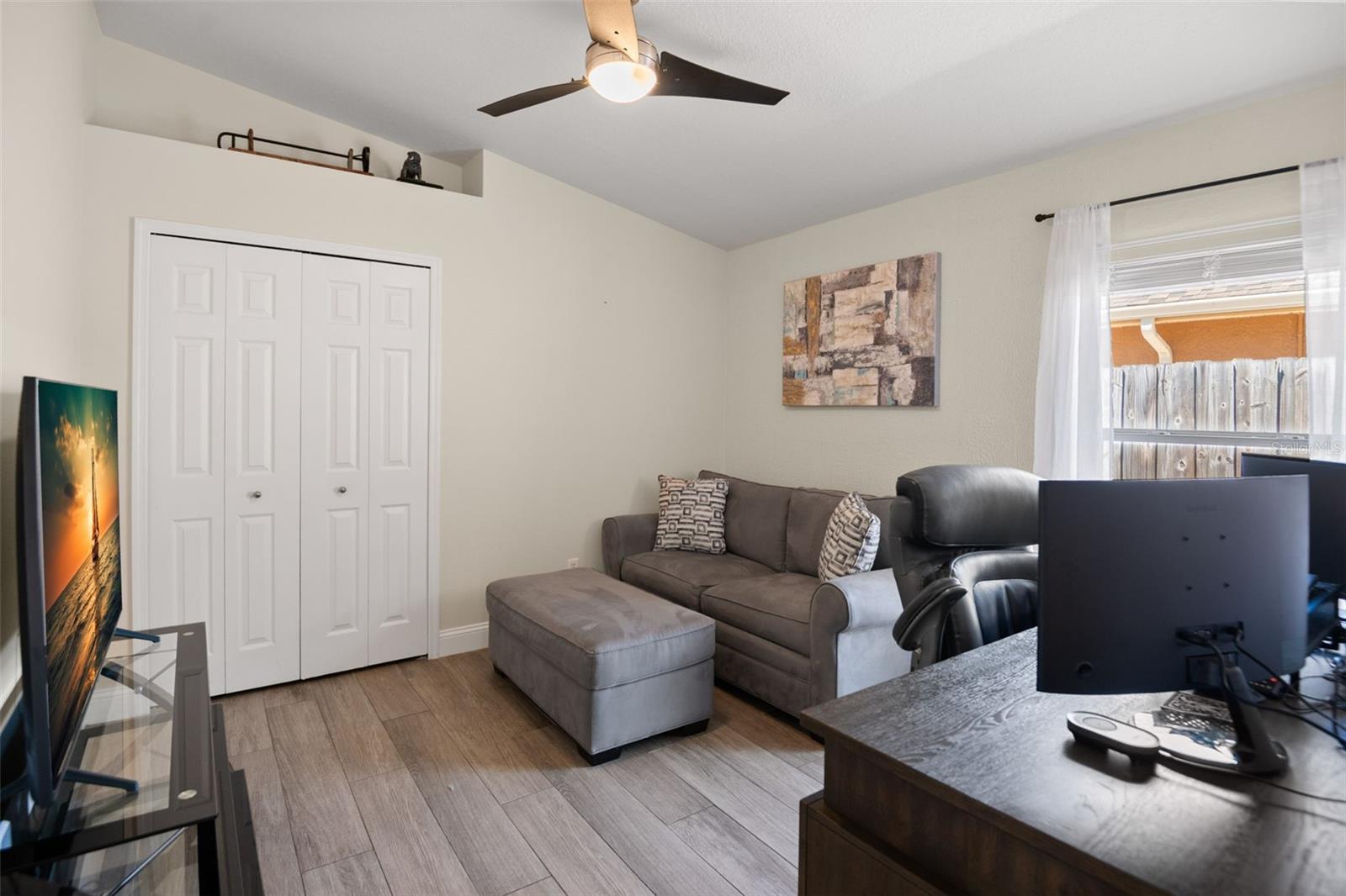 Fourth bedroom