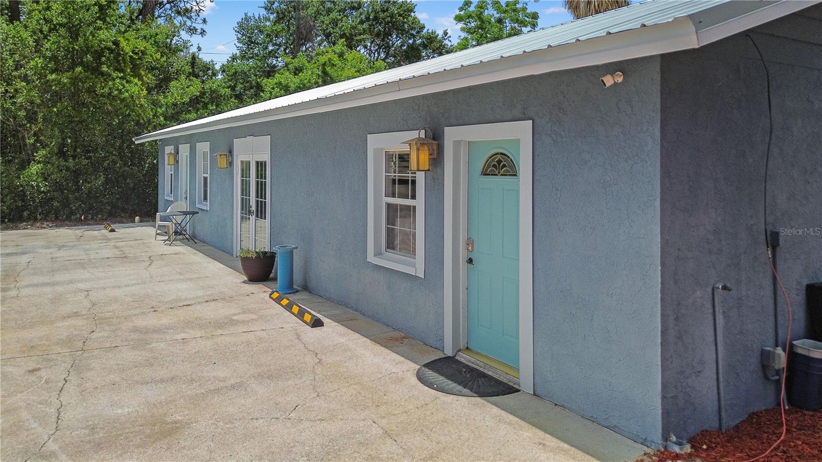 Apartments-Behind Main Home (6517 Dimarco)