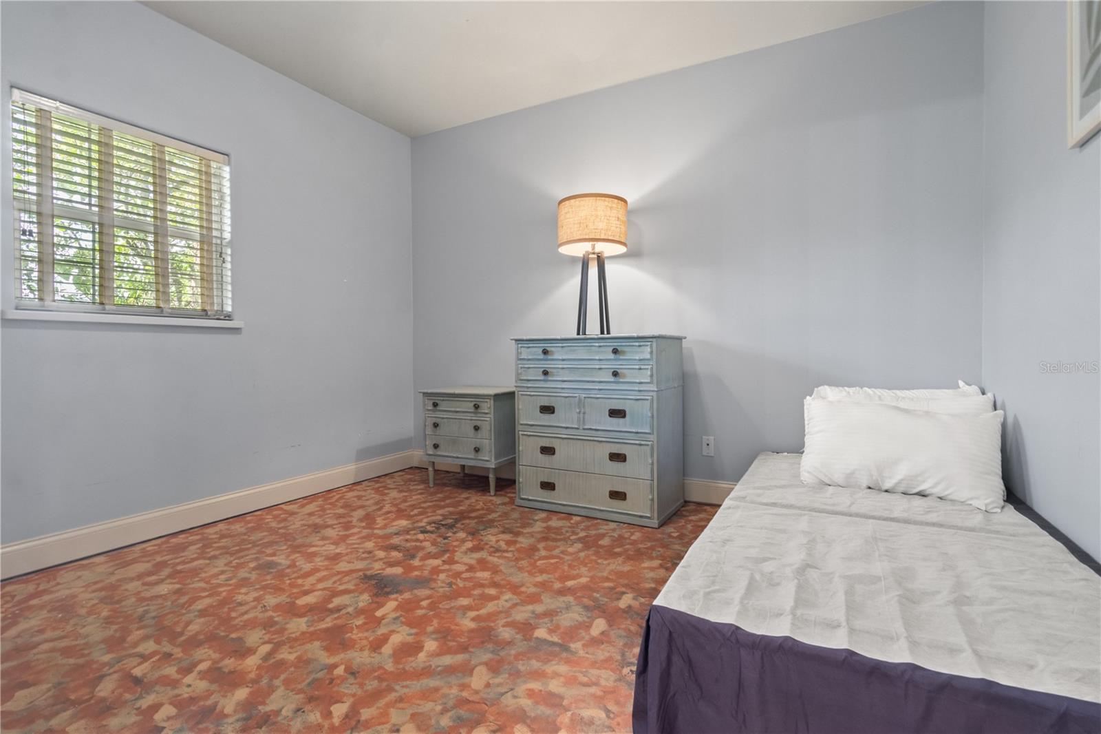 Left Unit - 1 Bedroom-1 Bathroom