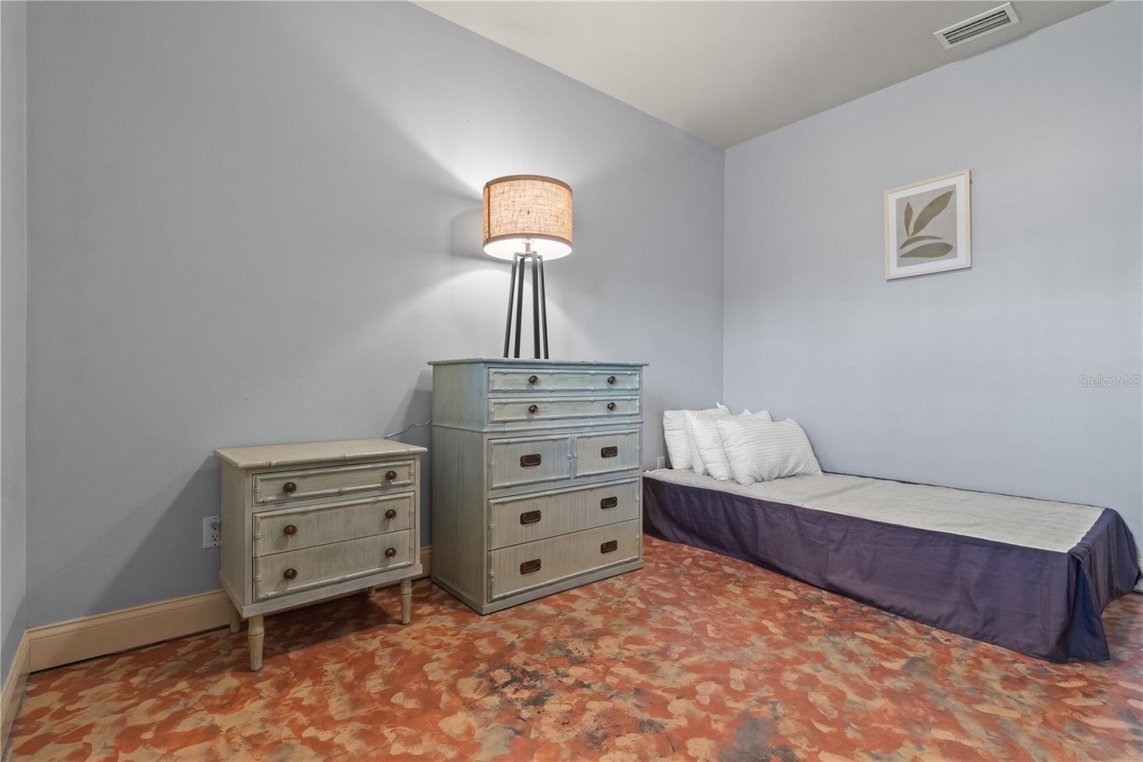 Left Unit - 1 Bedroom-1 Bathroom