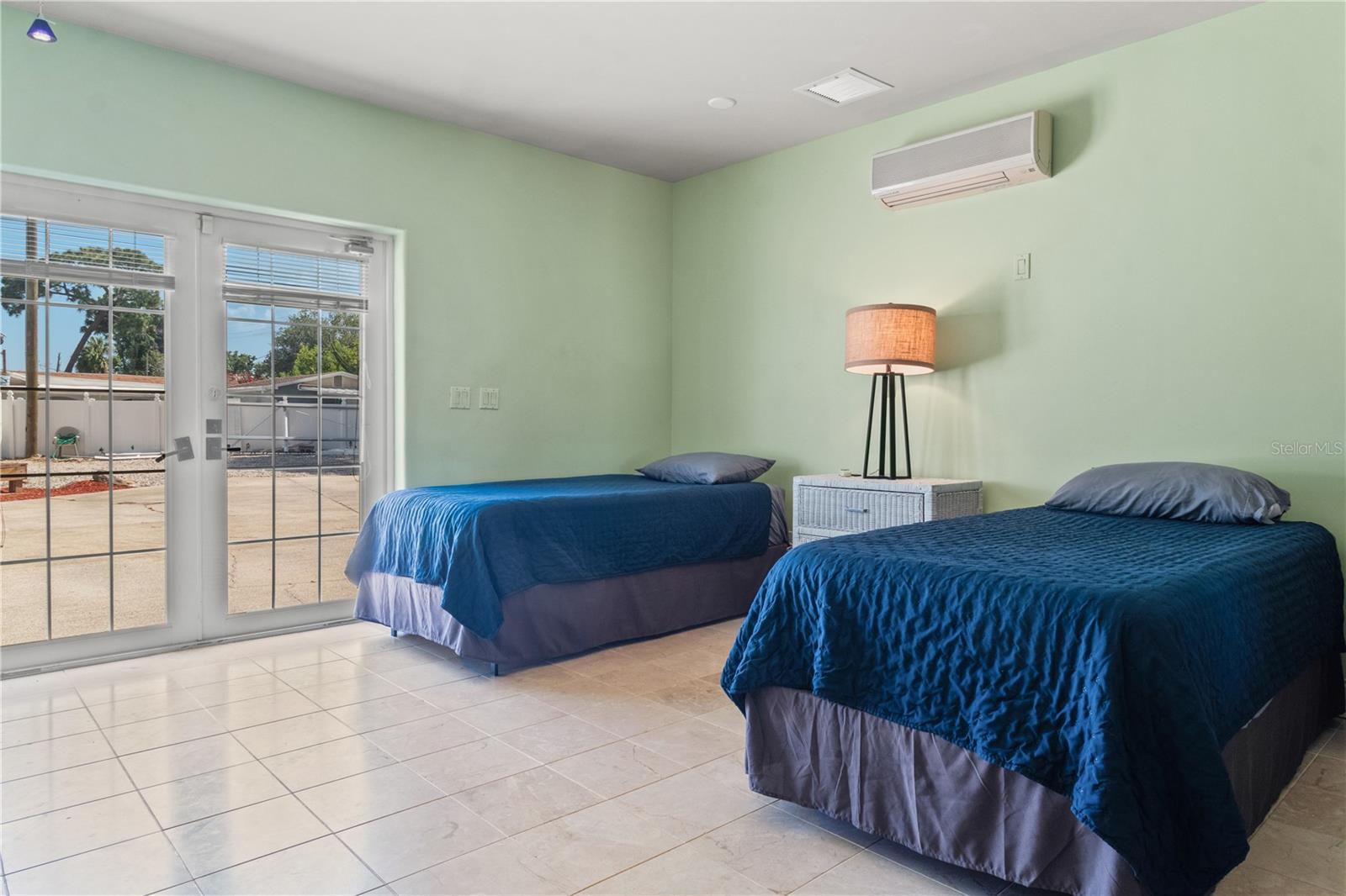 Right Unit - 2 Bedroom-1 Bathroom