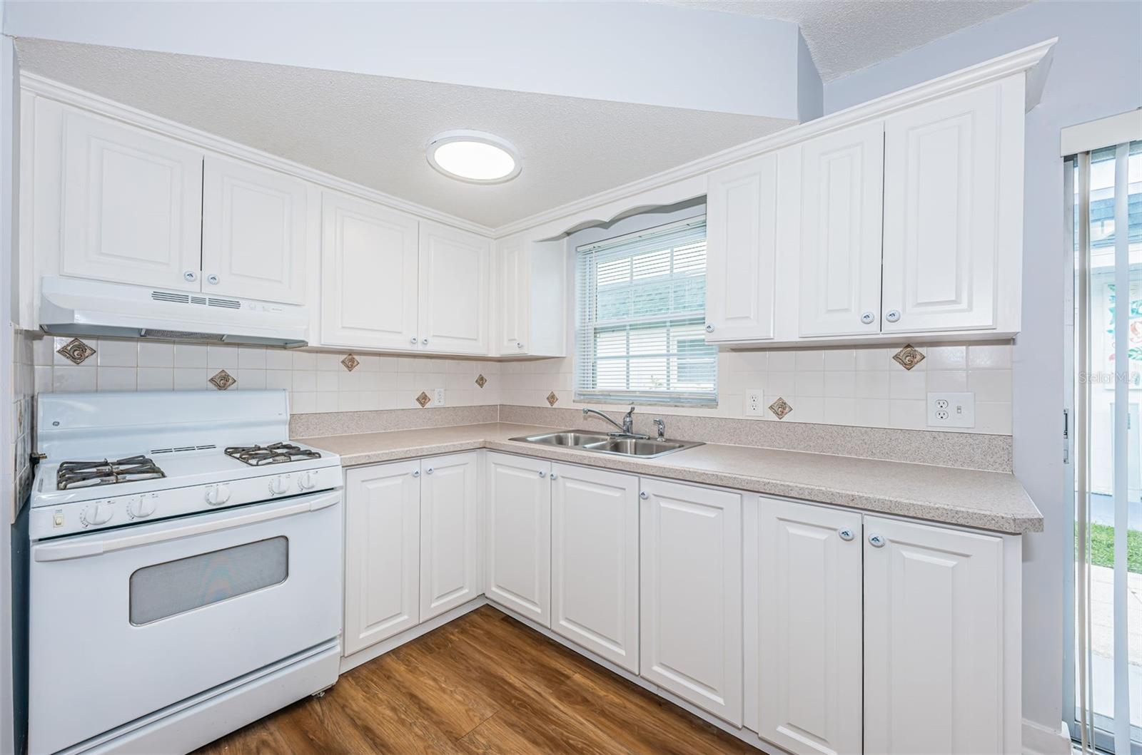 Kitchen with new cabinet doors