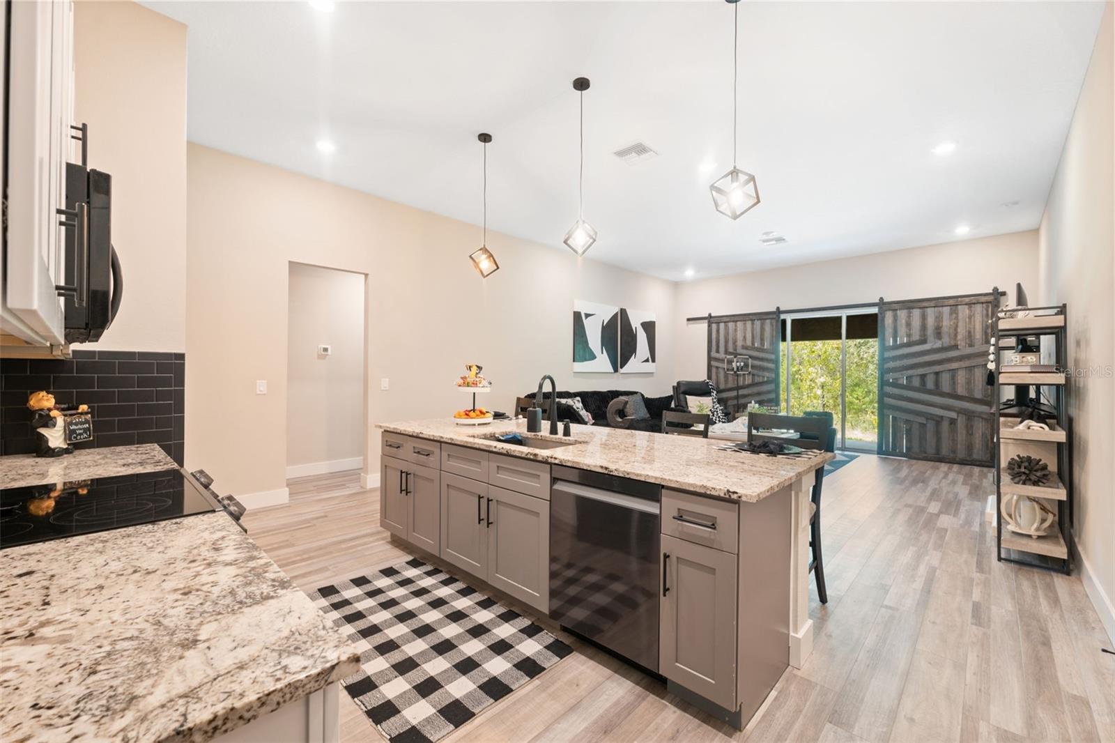 Kitchen/Living