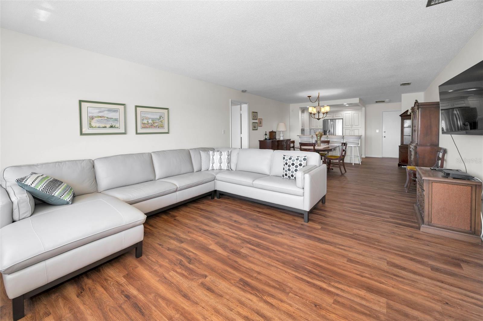 Counter additional seating for guests