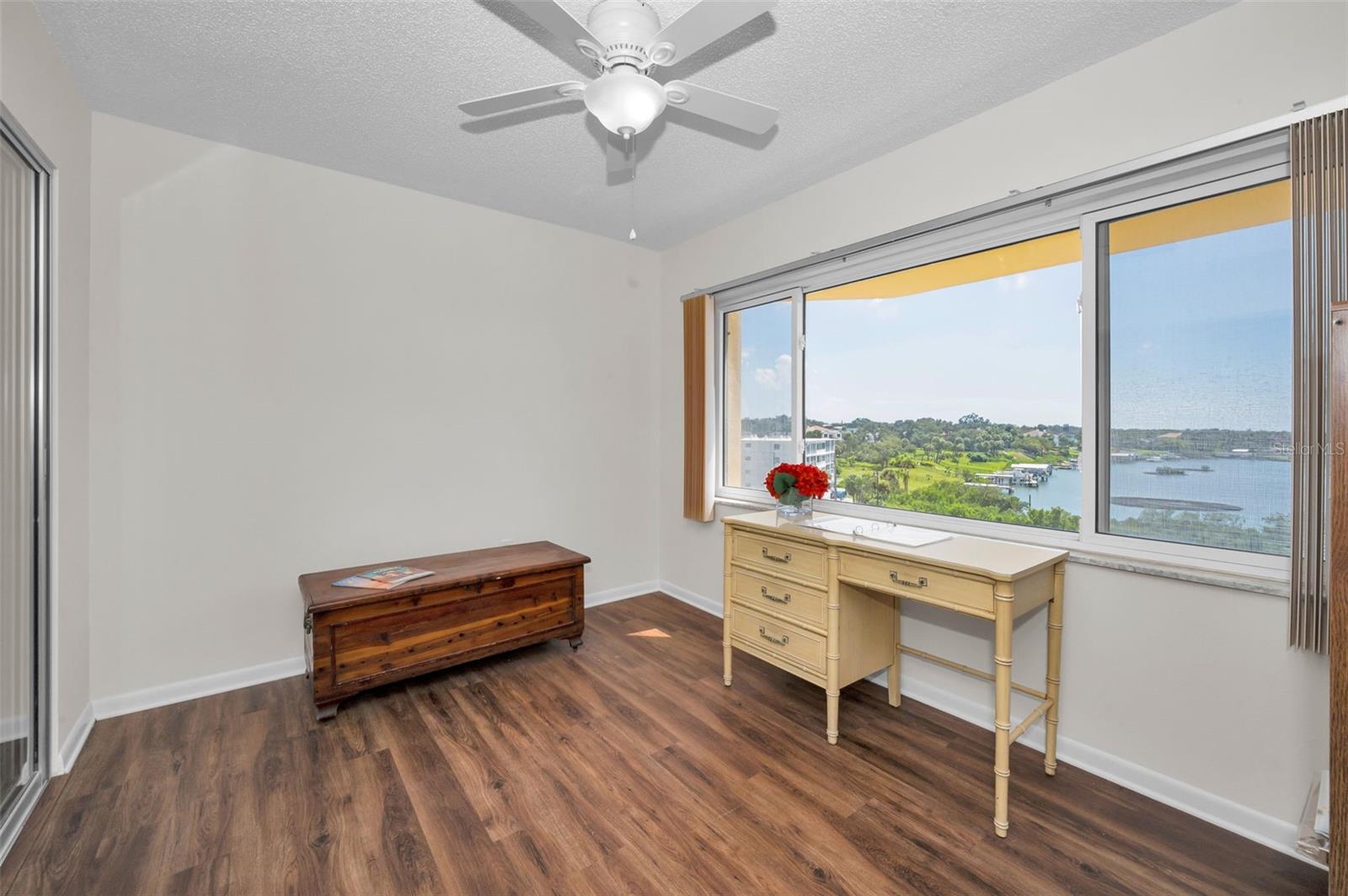 Office/den/Florida Room