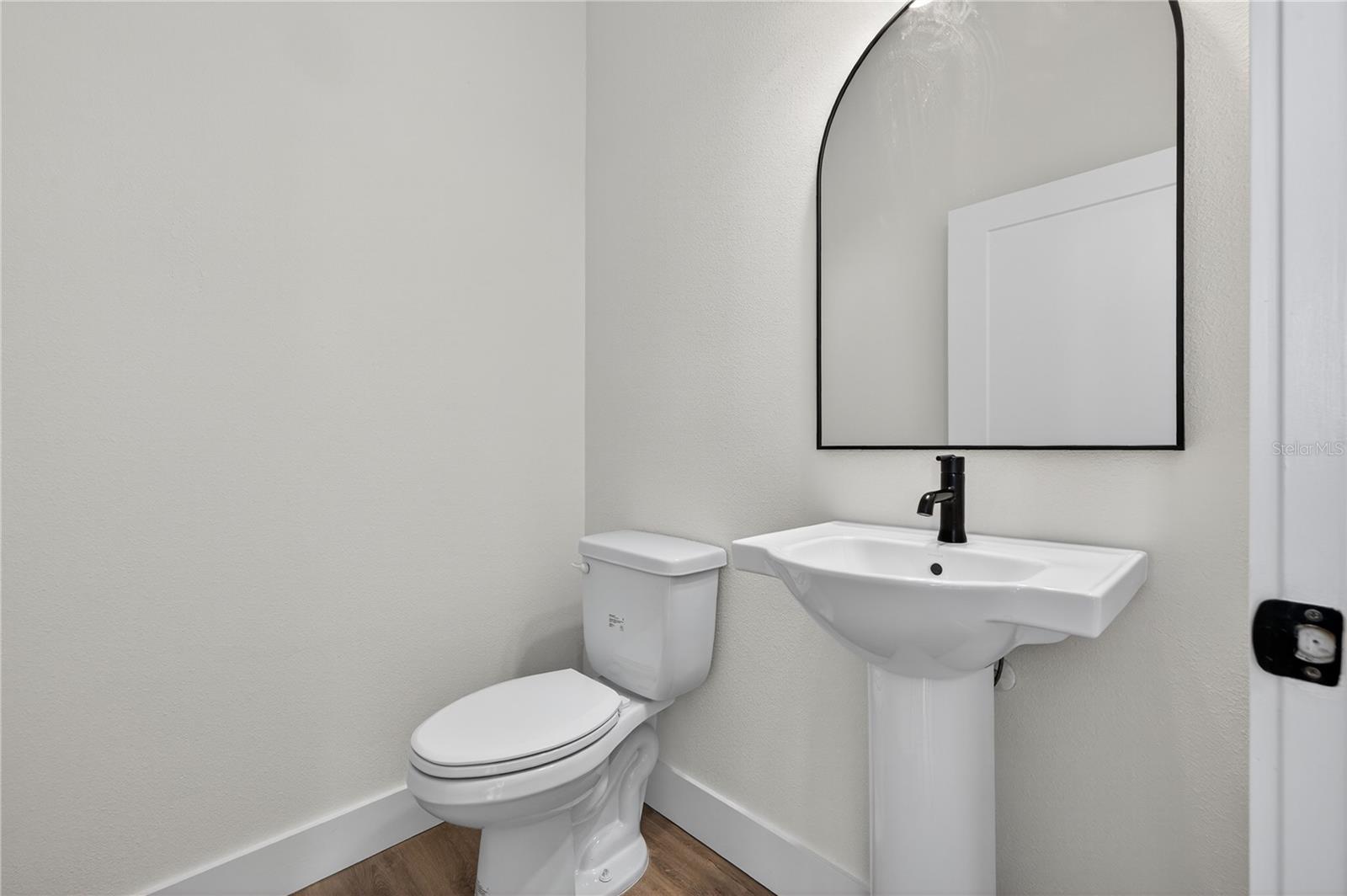 2nd Floor 1/2 bath