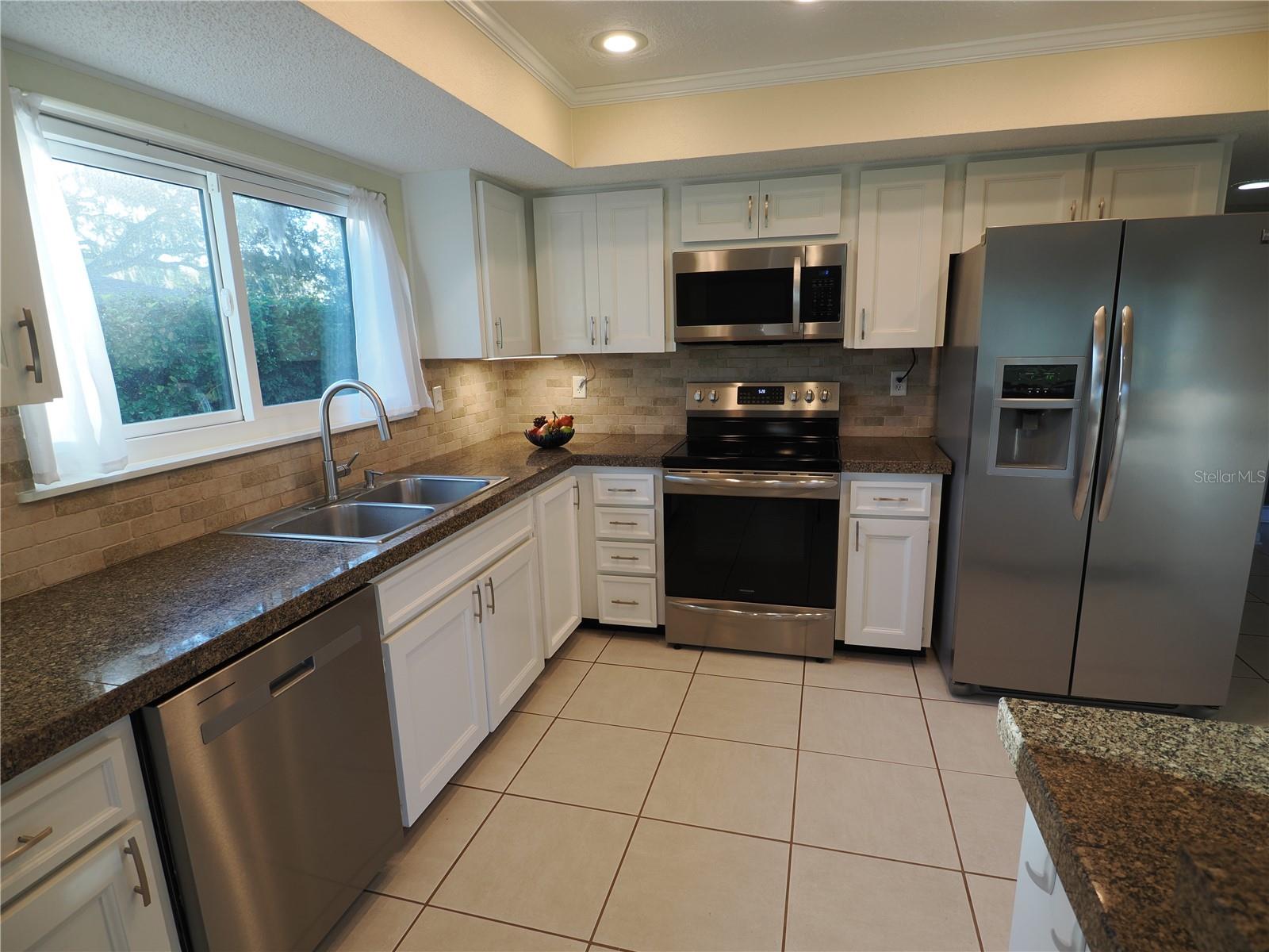 SS appliances New Dishwasher & Faucet 9/25