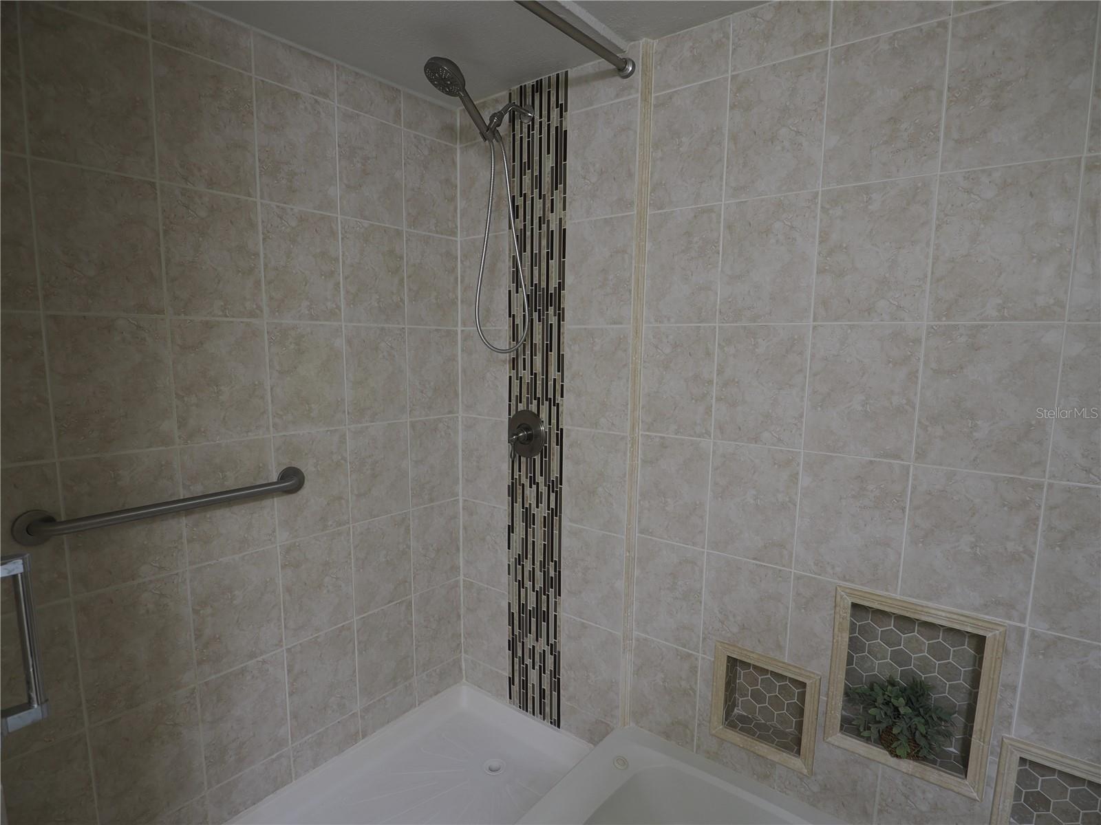 En suite shower