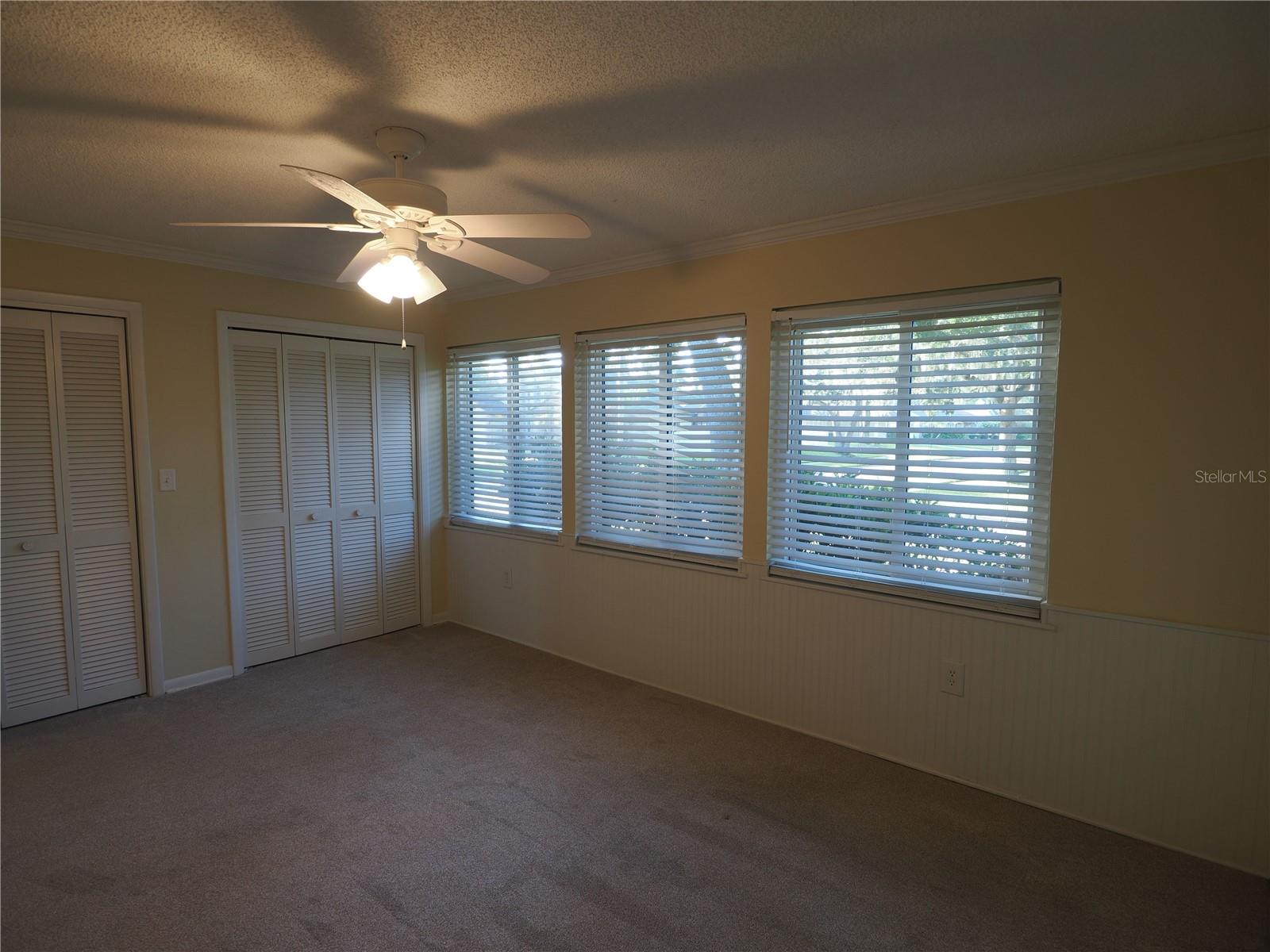 Second bedroom, 2 double closets