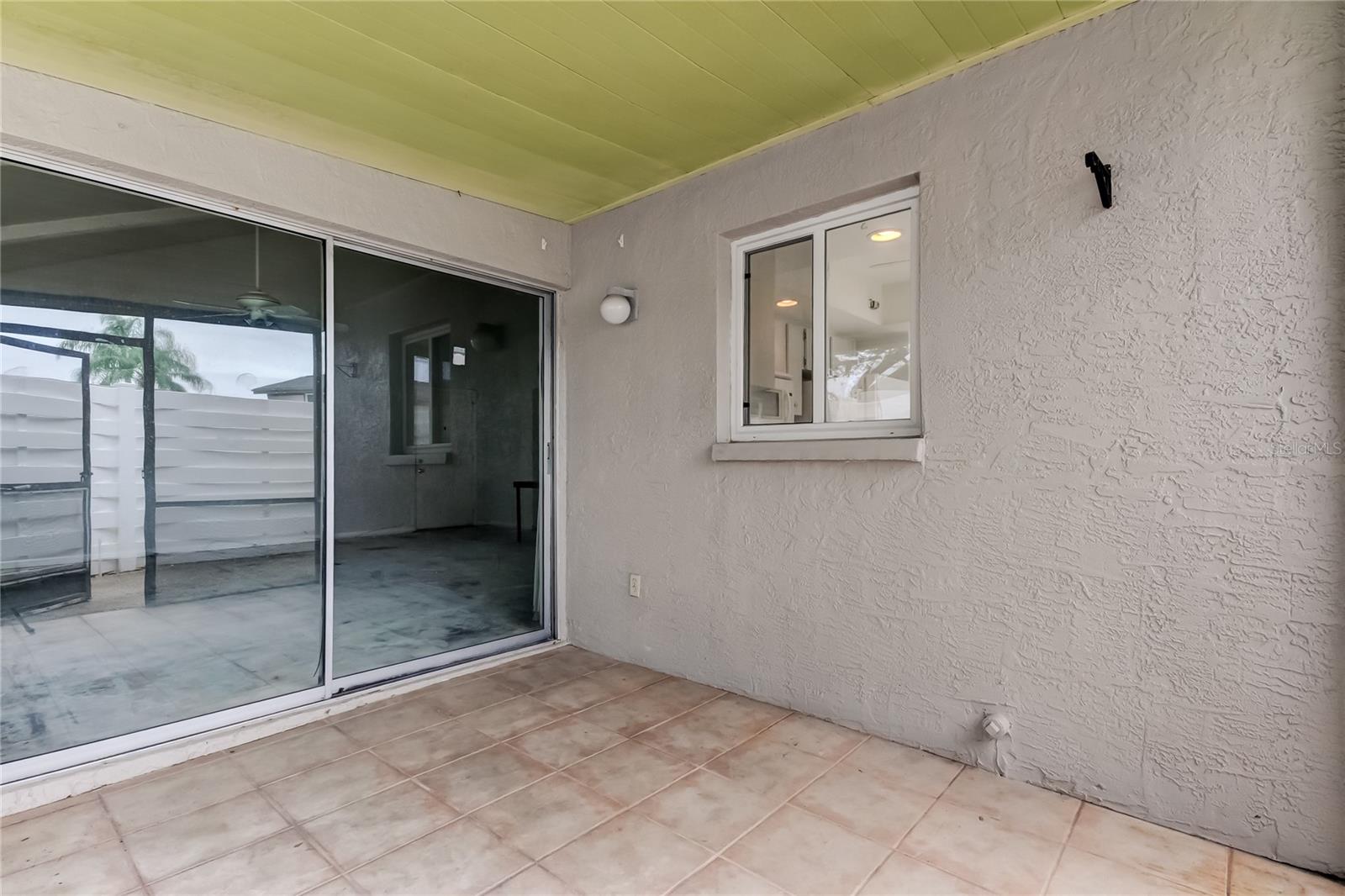 Screened in Patio