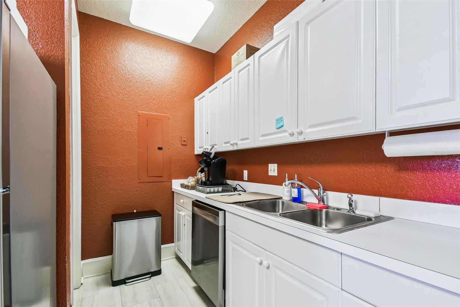 Clubhouse Kitchen