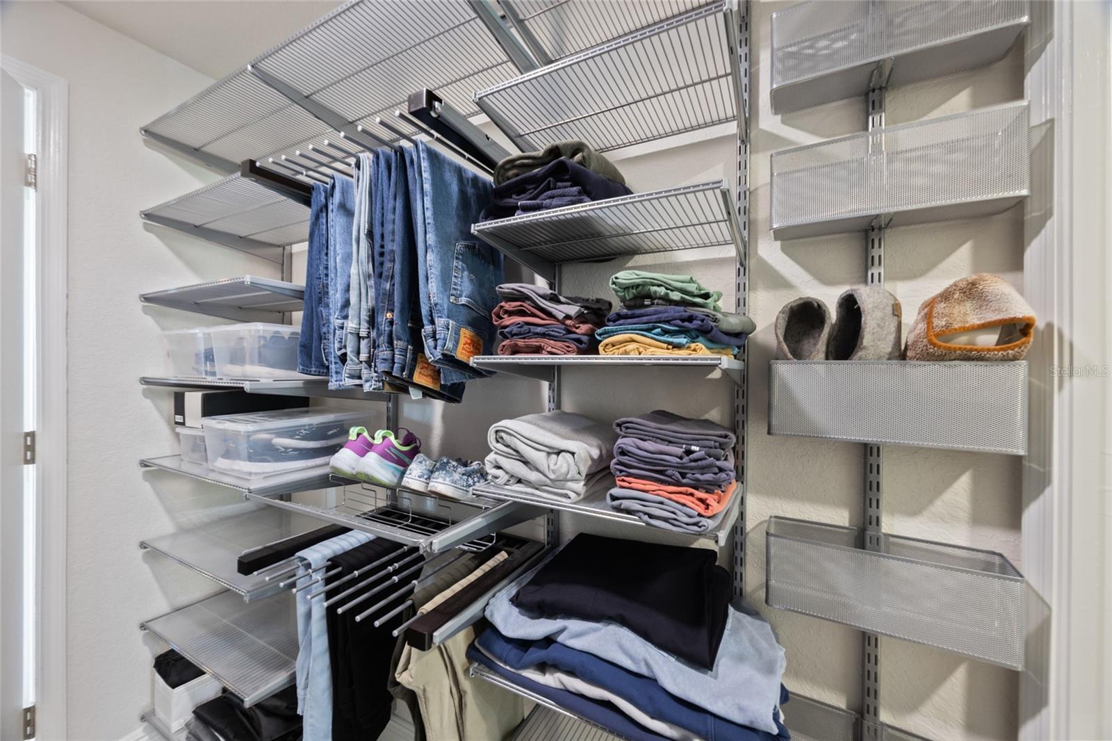 Walk-in Closet