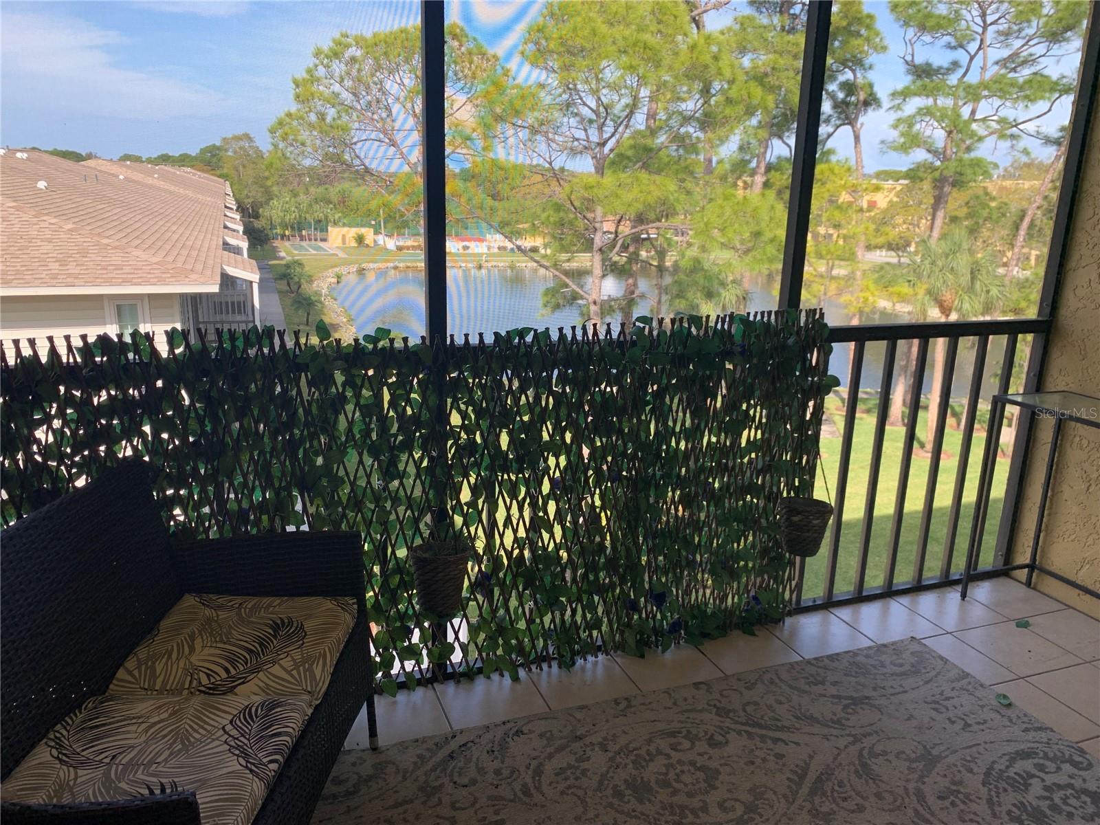 Spacious Lanai overlooking the pond