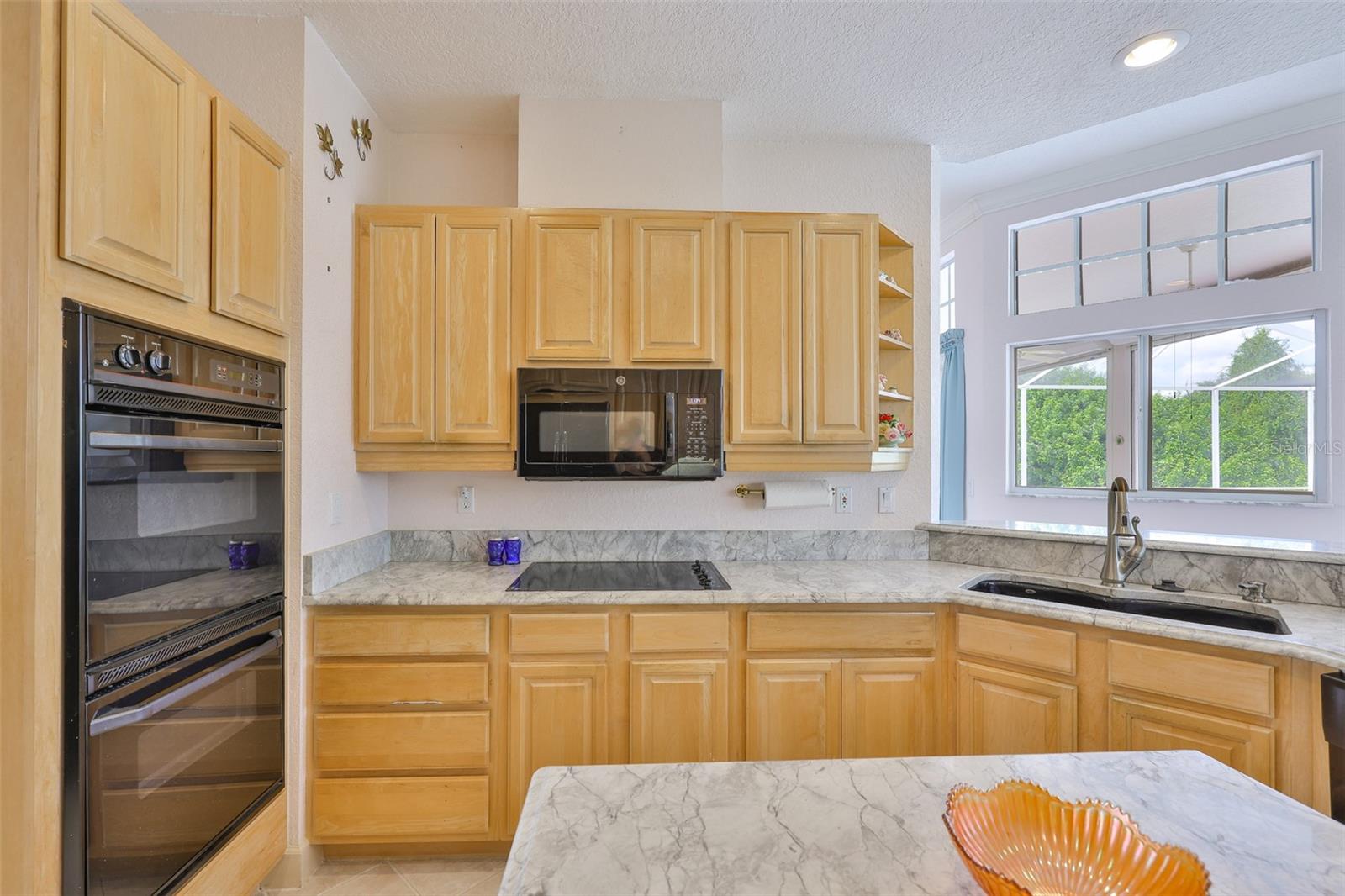 Wood Cabinets, Double Wall Oven, Pass-Thru to Lanai