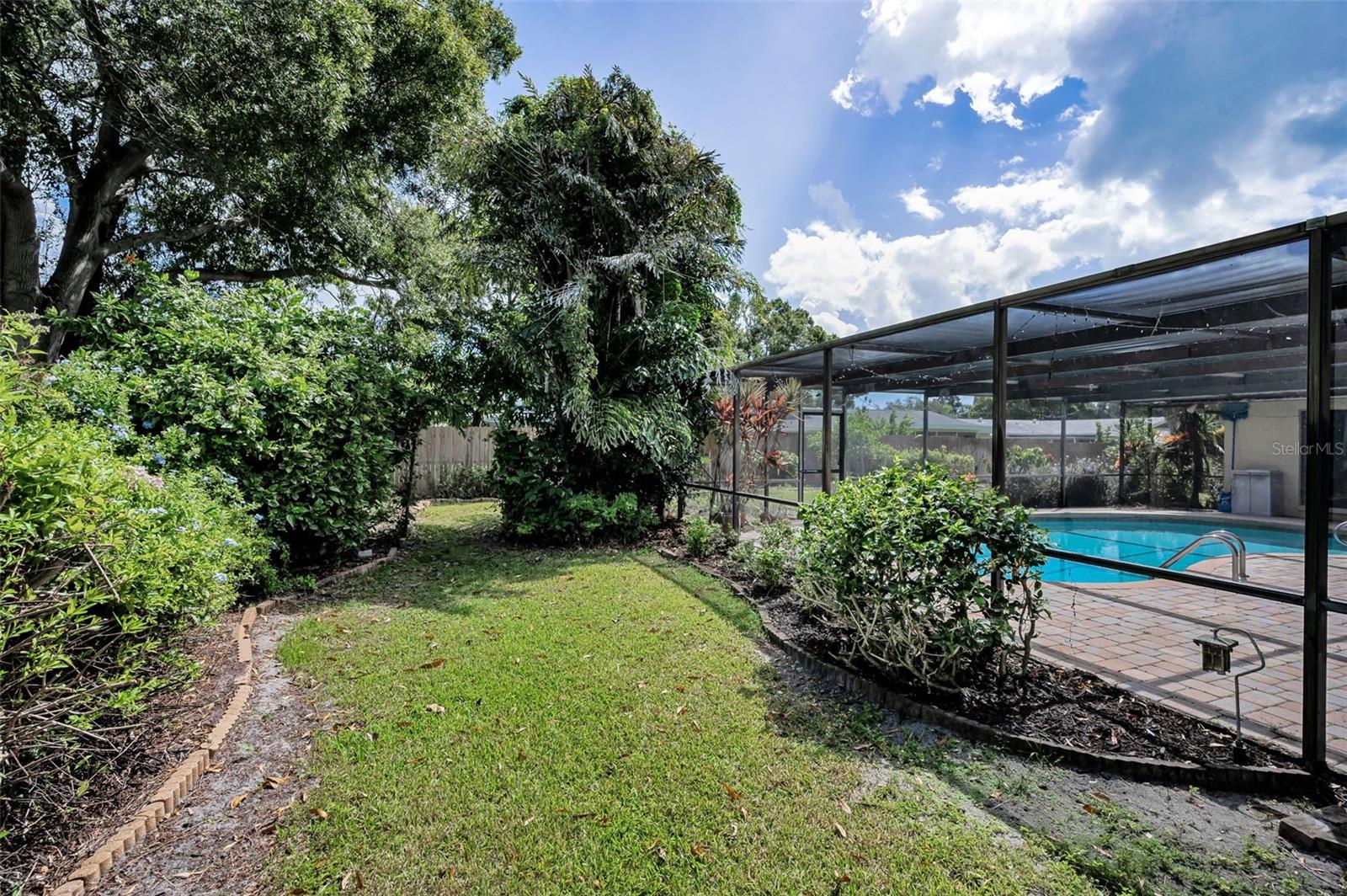 Beautifully Landscaped Yard
