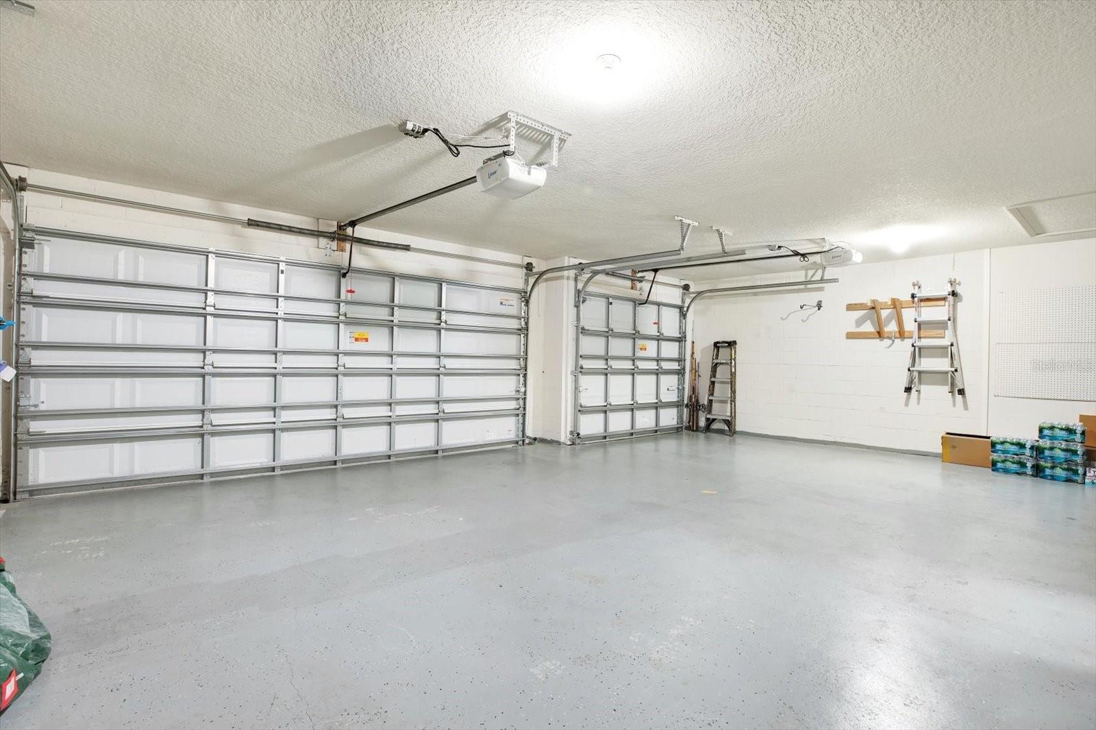 3 car garage