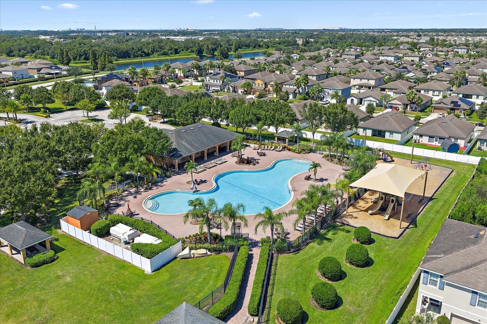 Pool, Clubhouse, Fitness center, Playground, Basketball Court, Dog Park